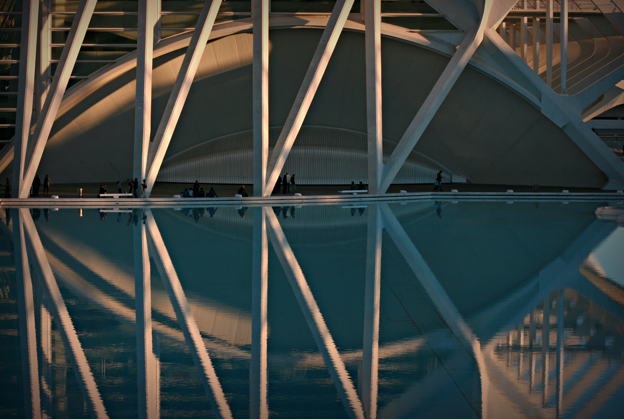 Sigma 70-200mm F2.8 EX DG OS HSM sample photo. Architecture photography