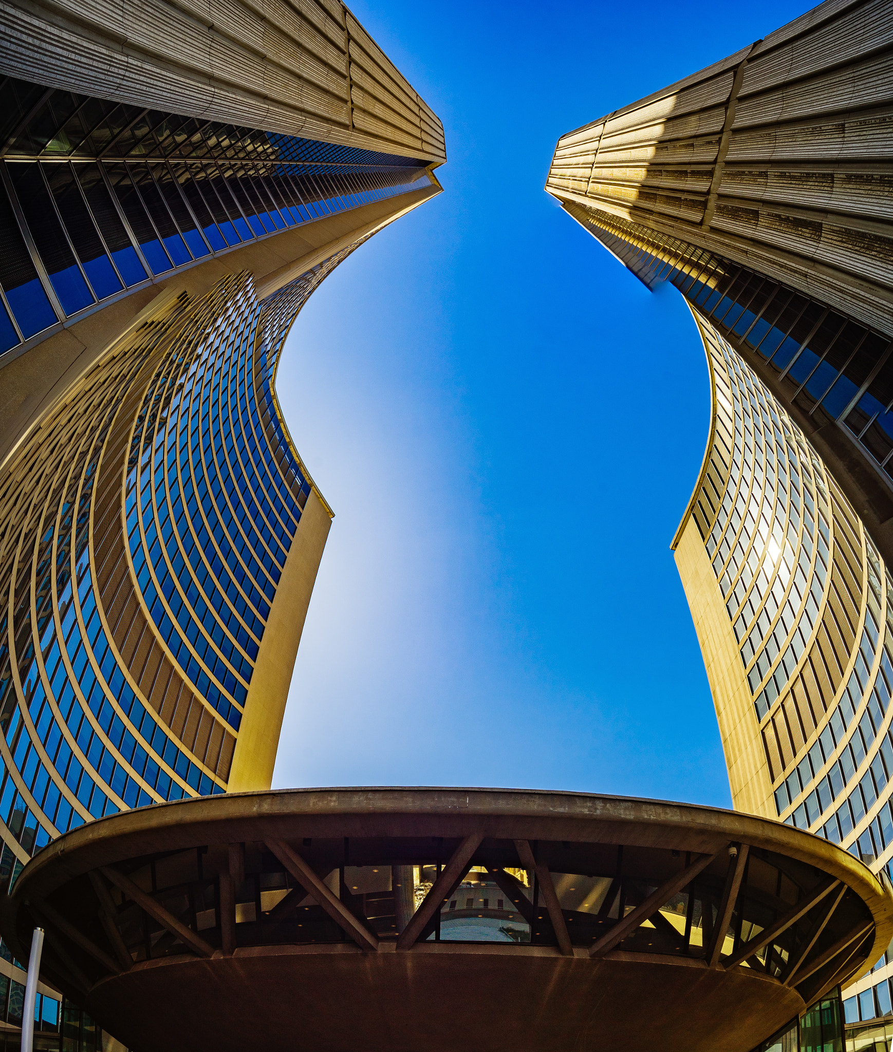Soligor 19-35mm F3.5-4.5 sample photo. Toronto city hall photography