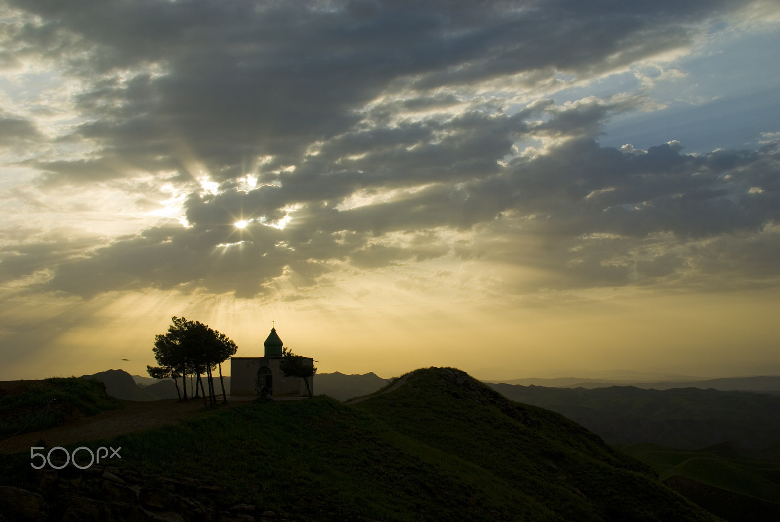 Pentax K10D + smc PENTAX-FA* 24mm F2 AL[IF] sample photo. The tomb of khaled nabi photography