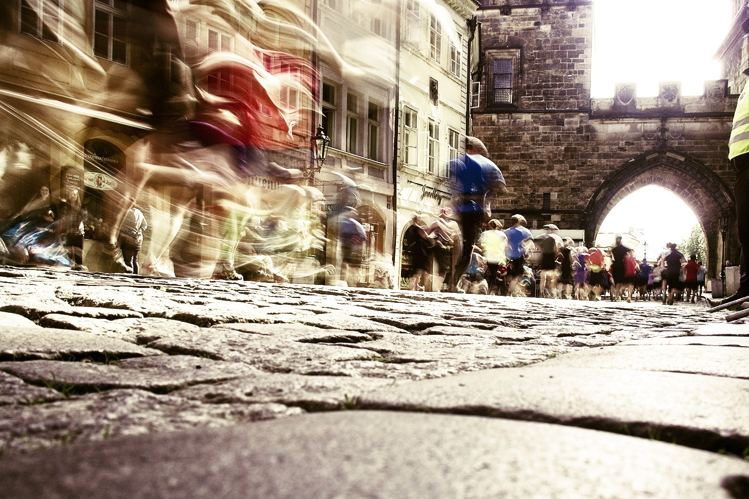 Olympus OM-D E-M5 + Olympus M.Zuiko Digital 17mm F1.8 sample photo. Prague marathon photography