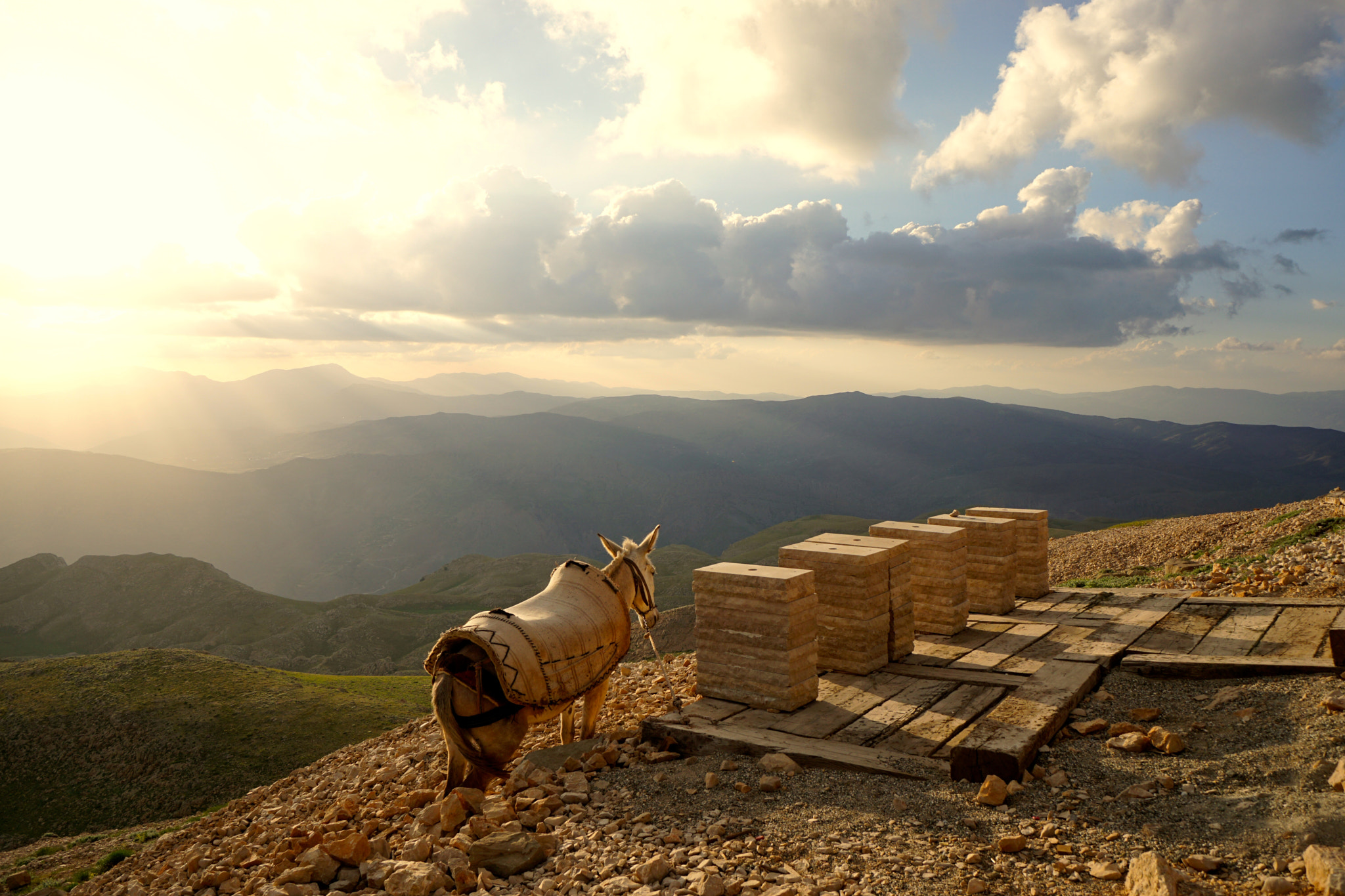 Sony a6000 + Sony E 10-18mm F4 OSS sample photo. Mount nemrut photography