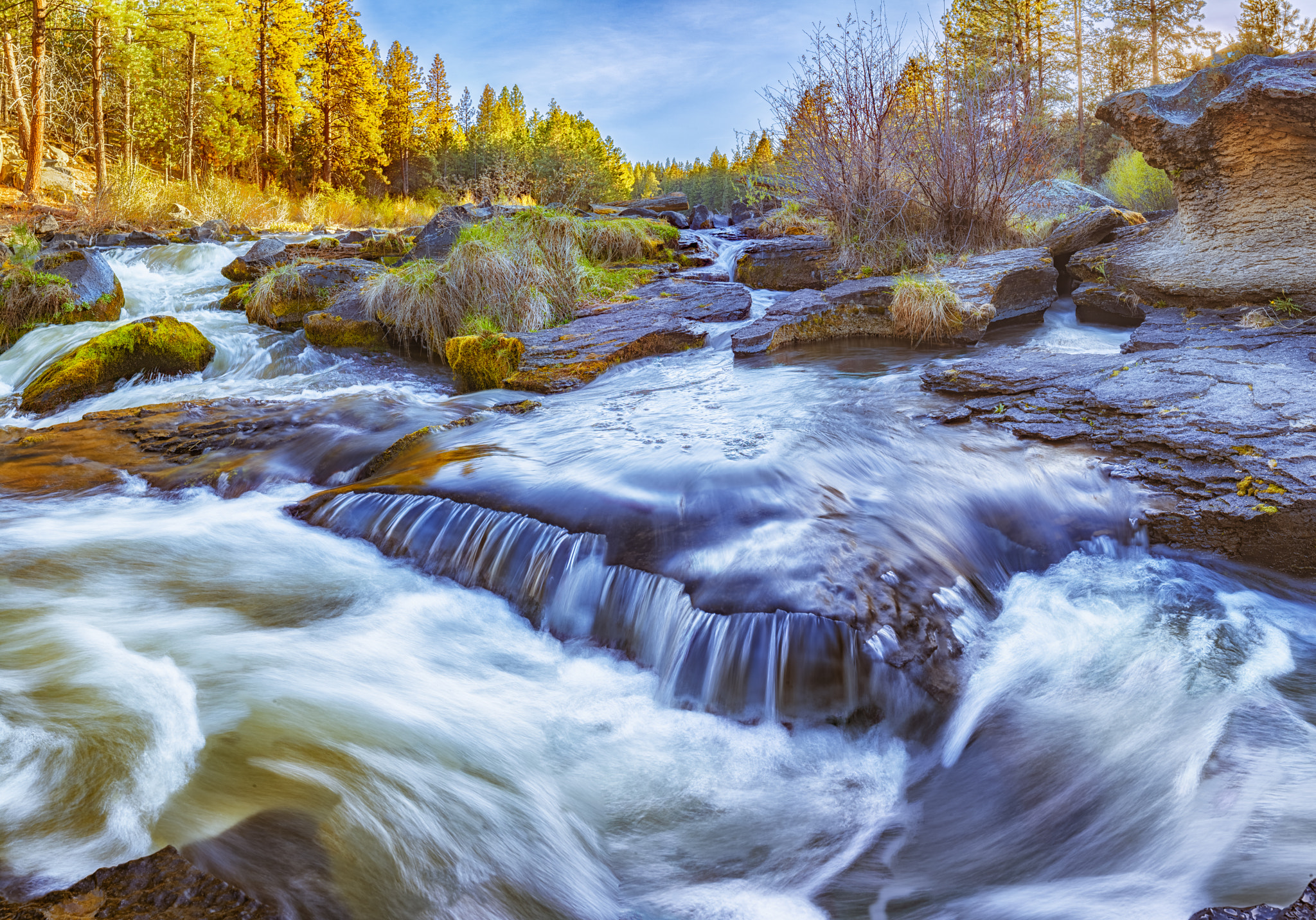 Canon EOS 5D Mark II + Canon TS-E 24.0mm f/3.5 L II sample photo. Meadowcamp rapids_ deschutes rever bend oregon photography