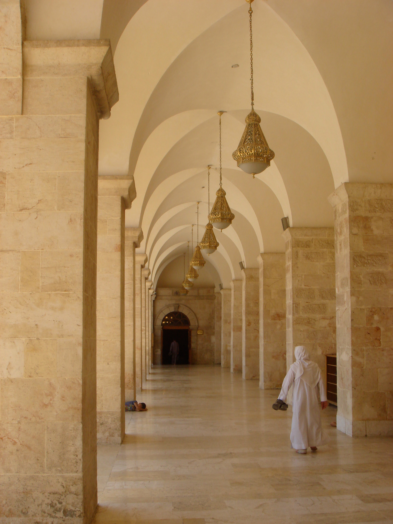Sony DSC-T30 sample photo. Umayyad mosque in damascus, syria photography