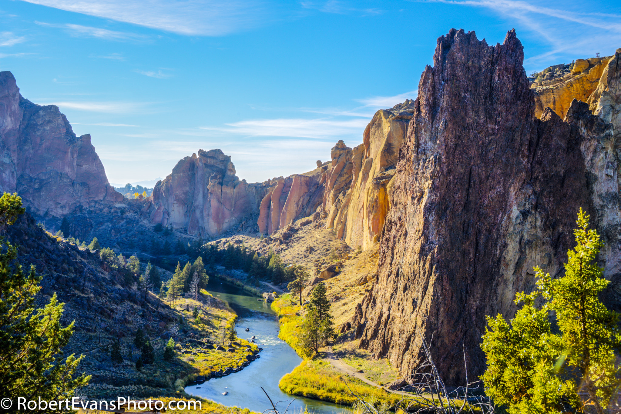 Minolta AF 28-105mm F3.5-4.5 xi sample photo. Smith rock state park photography