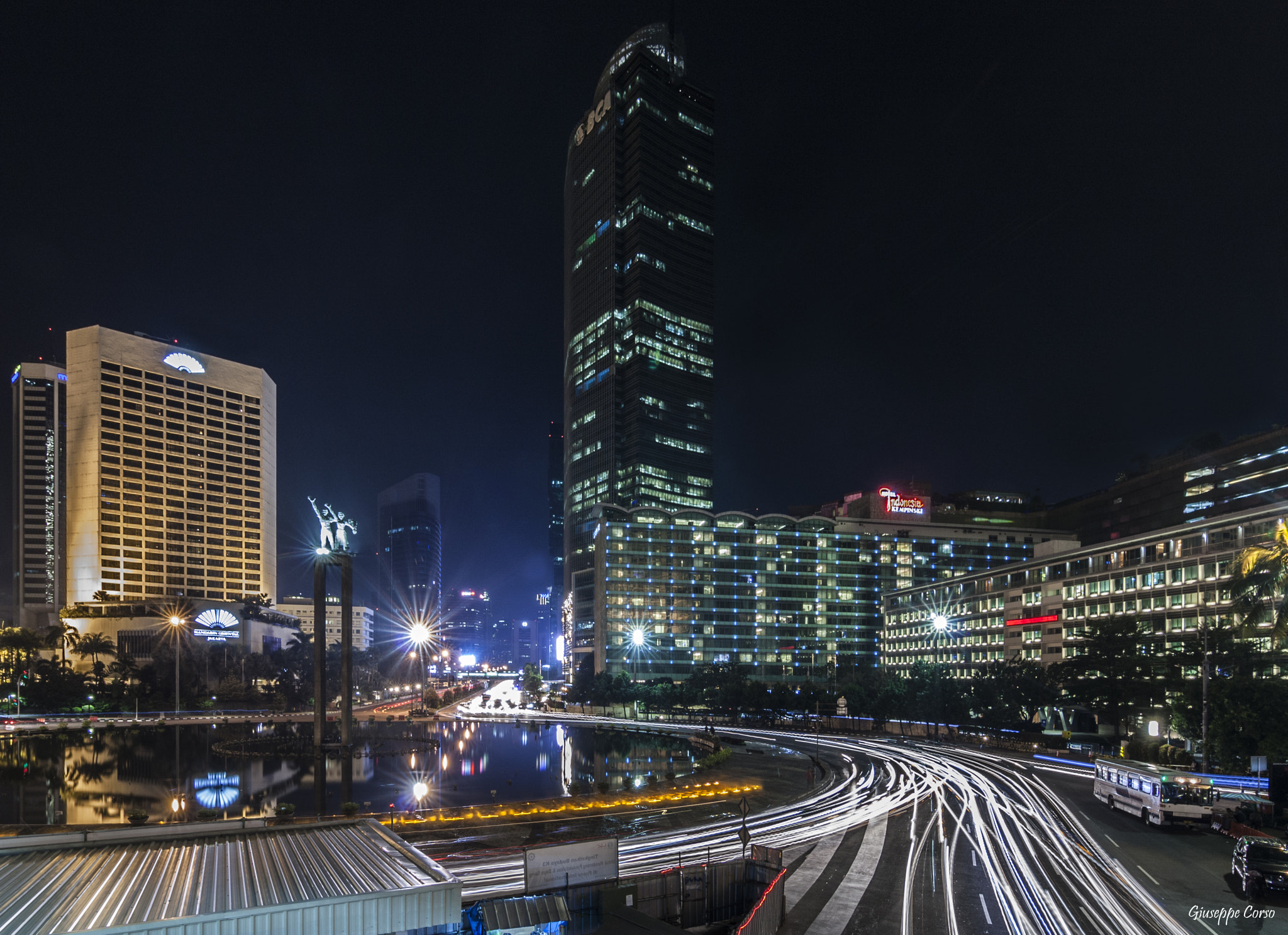Canon EOS 450D (EOS Rebel XSi / EOS Kiss X2) sample photo. Night jakarta photography