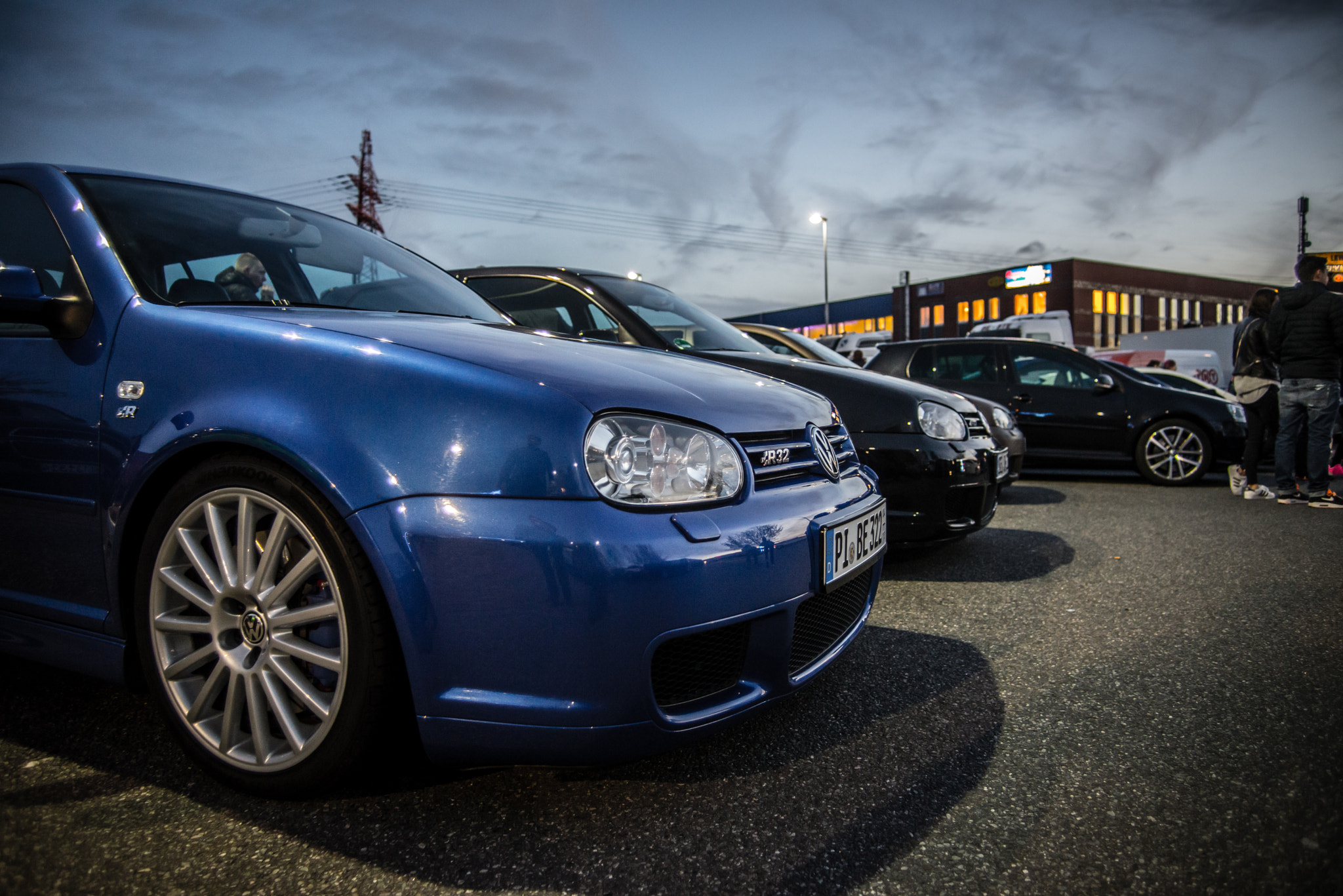 AF Zoom-Nikkor 24-50mm f/3.3-4.5 sample photo. Brothers photography