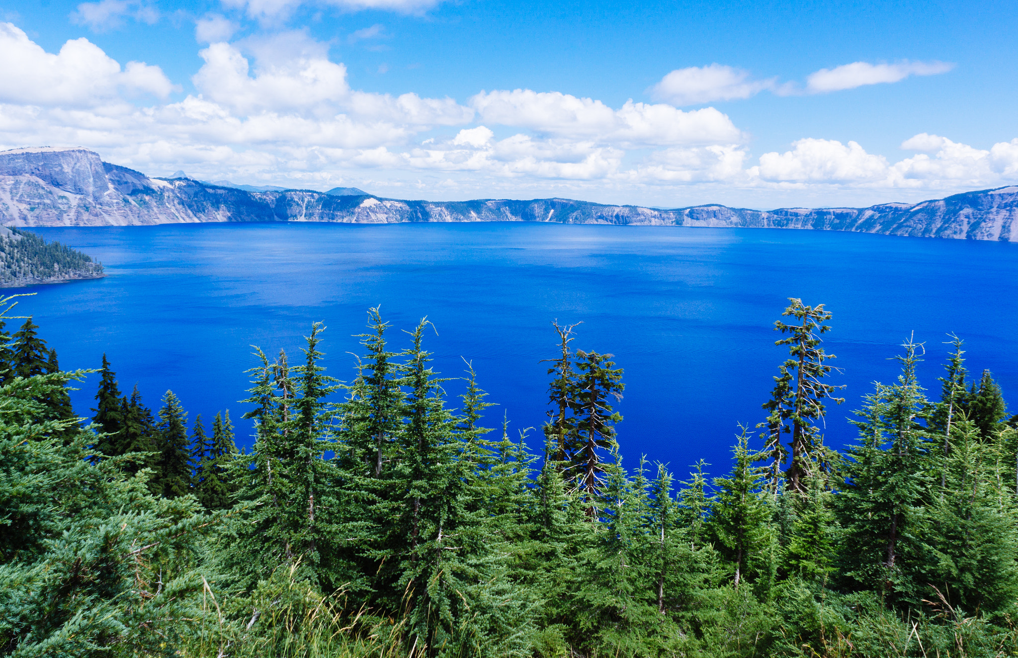 Sony Alpha NEX-6 + Sony E 18-55mm F3.5-5.6 OSS sample photo. Crater lake photography