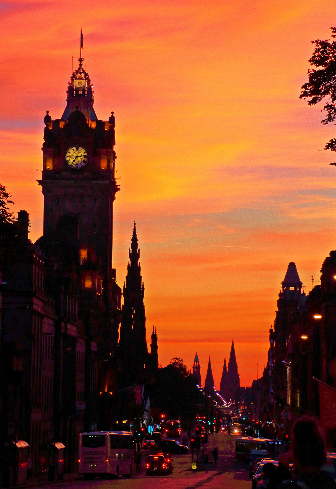 Canon EOS M sample photo. Edinburgh - prince street photography