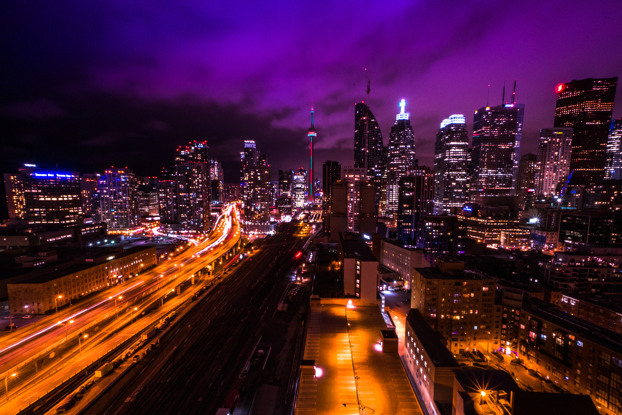 Sony a7S + Sony E 10-18mm F4 OSS sample photo. Toronto at christmas photography