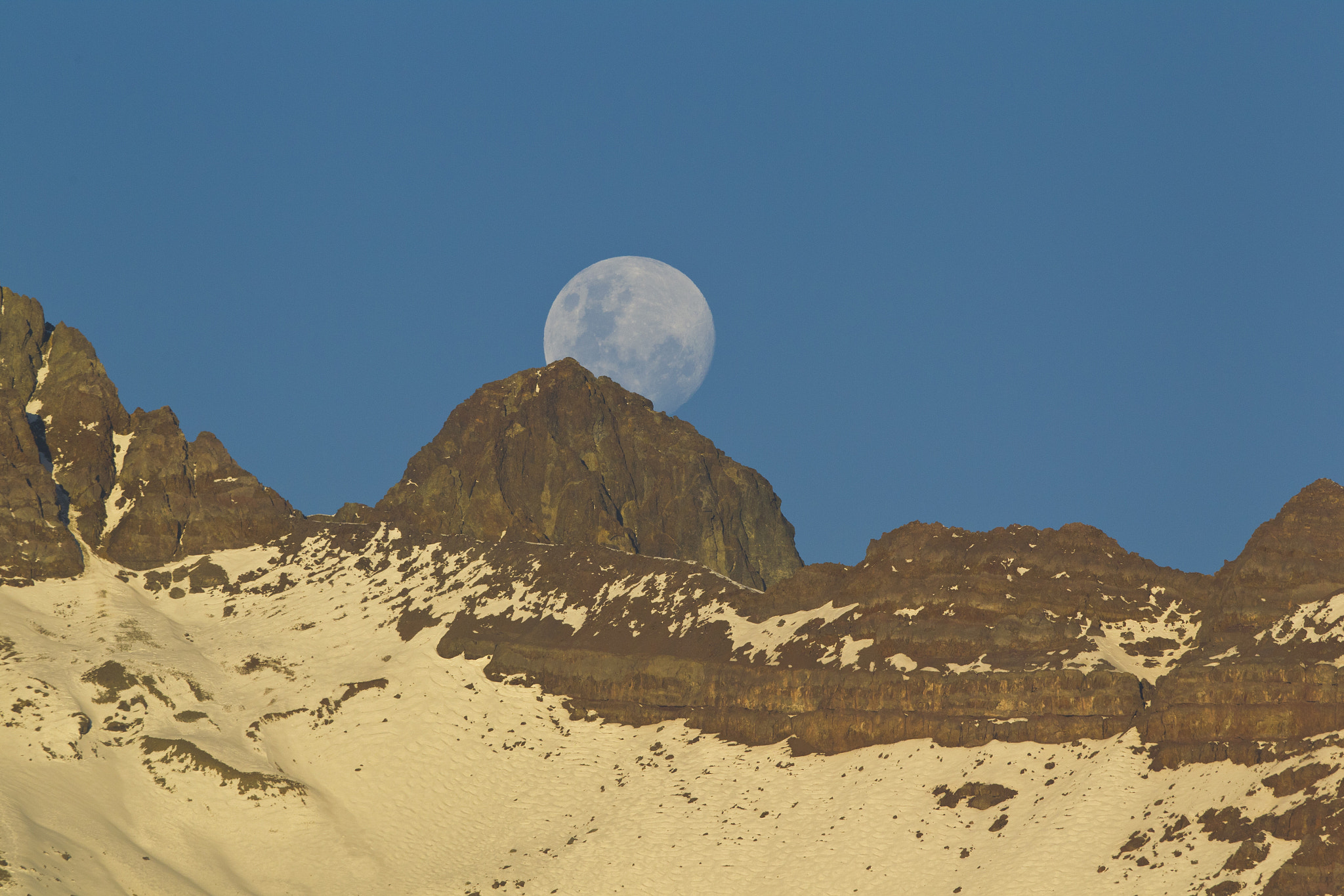 Canon EF 400mm F2.8L IS USM sample photo. Luna cordillera photography