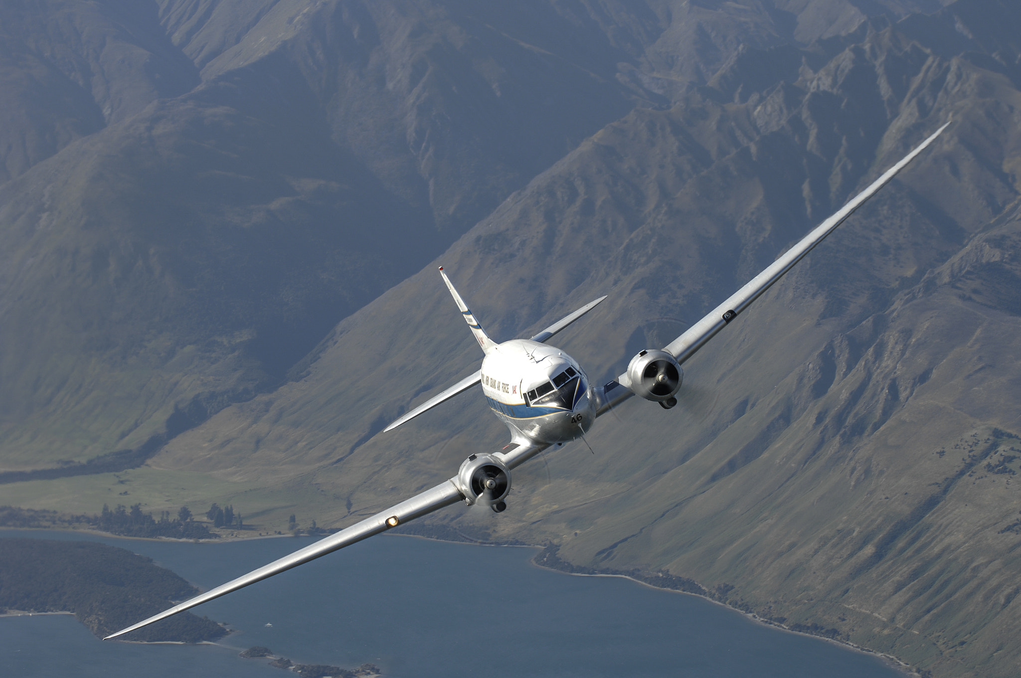 Nikon D2X sample photo. Zk-dak over lake wanaka photography