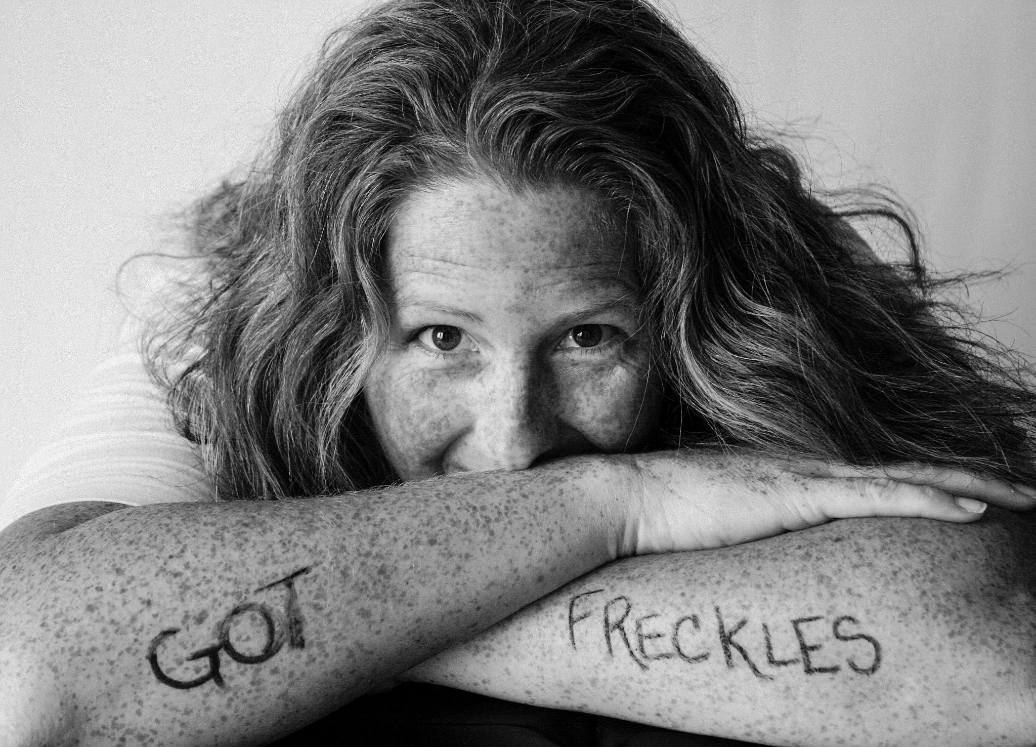 Canon EOS 400D (EOS Digital Rebel XTi / EOS Kiss Digital X) sample photo. Got freckles photography