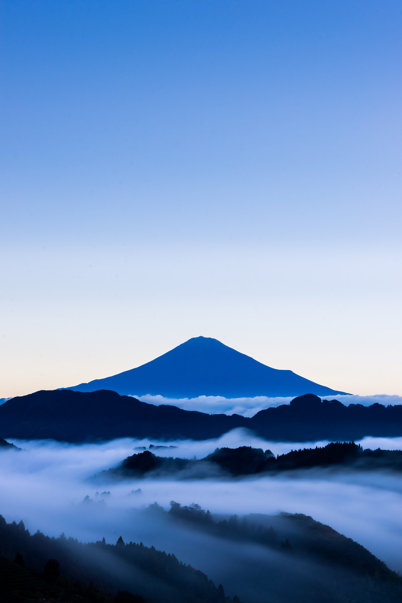 Sony a7R sample photo. Mt. fuji with cloud photography