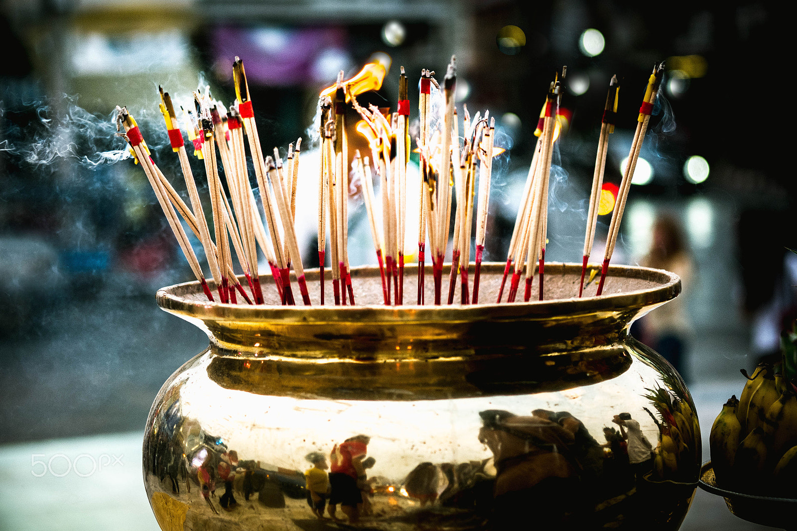 Fujifilm X-A1 + Fujifilm XF 60mm F2.4 R Macro sample photo. Incense burner photography