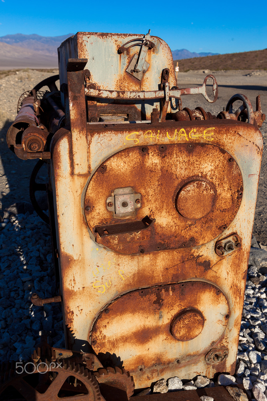 Canon EF 16-35mm F2.8L USM sample photo. Tractor photography