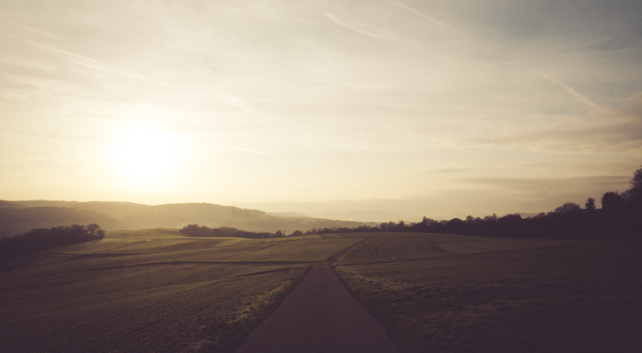 Sony E 35mm F1.8 OSS sample photo. Sun sets over the taunus photography