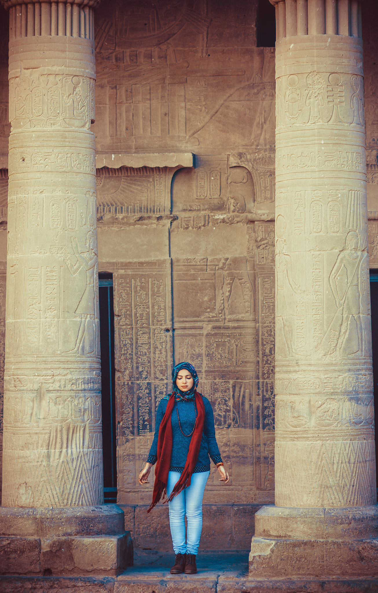 Sigma 85mm F1.4 EX DG HSM sample photo. In phiela temple photography