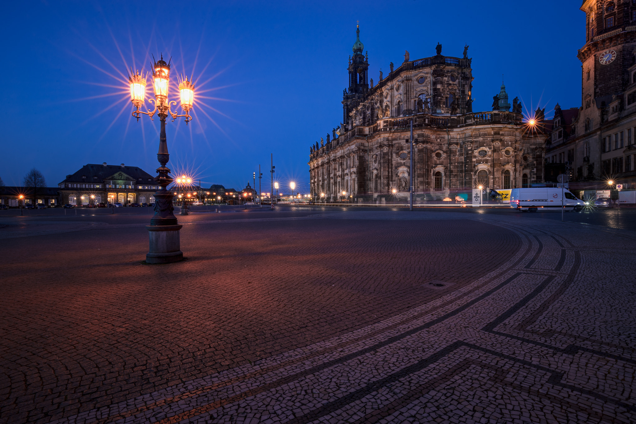 Sony a7 II + Canon EF 16-35mm F4L IS USM sample photo. The blue hour... photography