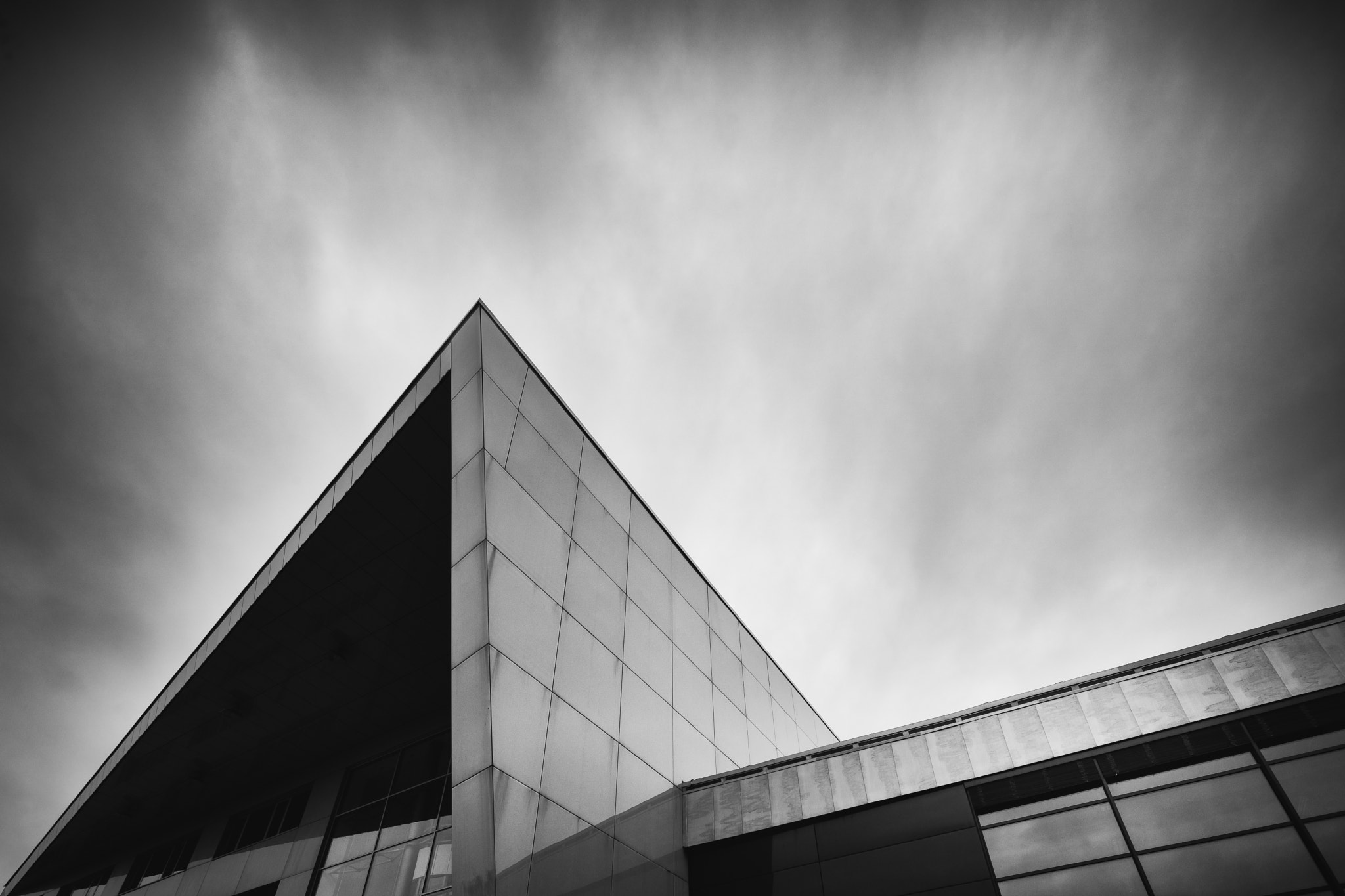 Canon TS-E 17mm F4L Tilt-Shift sample photo. Faculty of electrical engineering and computer science photography