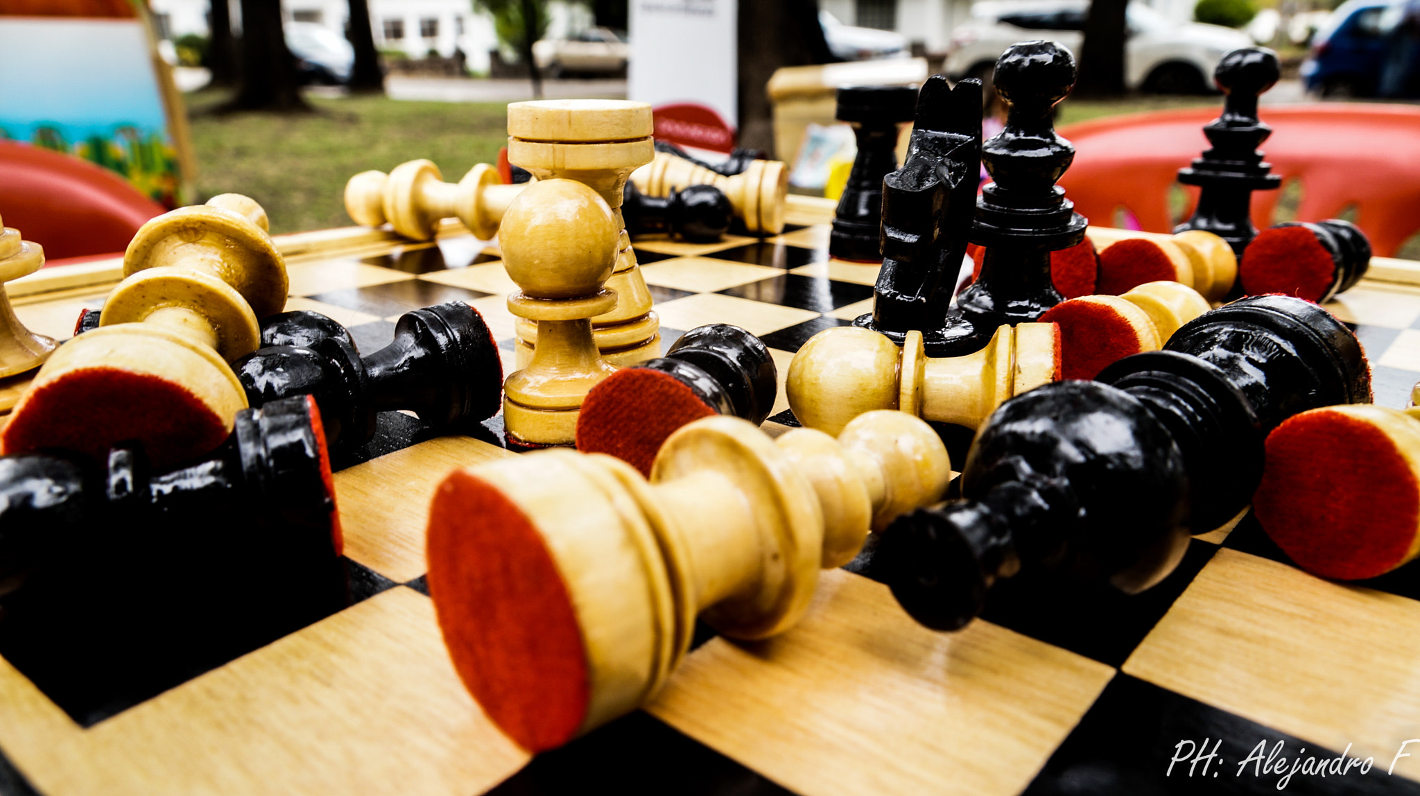 Sony NEX-VG30 sample photo. Chess war photography