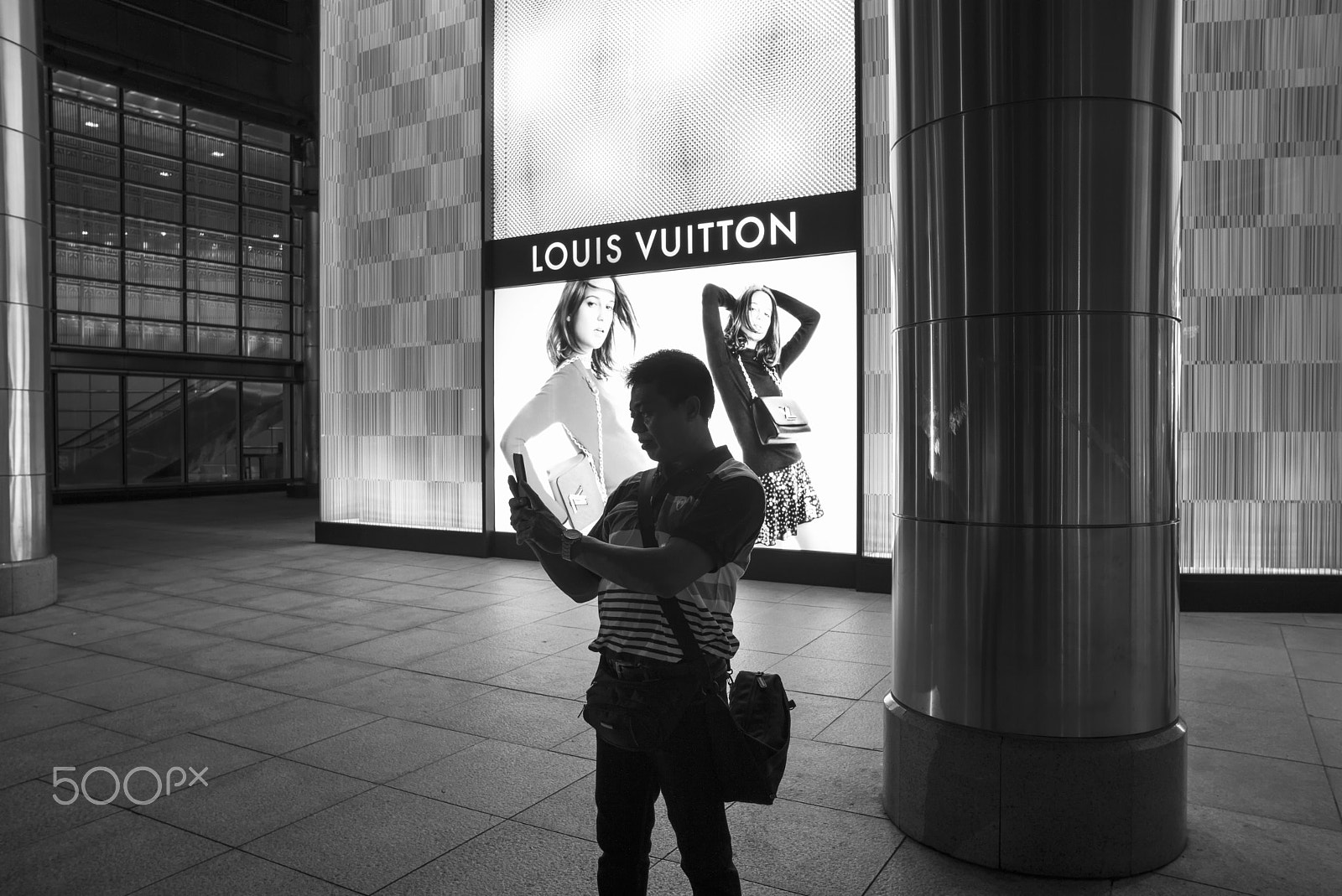 Leica Summilux-M 24mm F1.4 ASPH sample photo. Selfie photography
