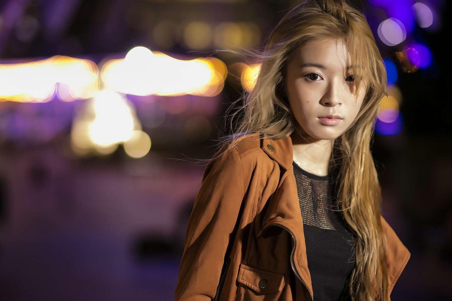 Sigma 85mm F1.4 EX DG HSM sample photo. Cool model photography