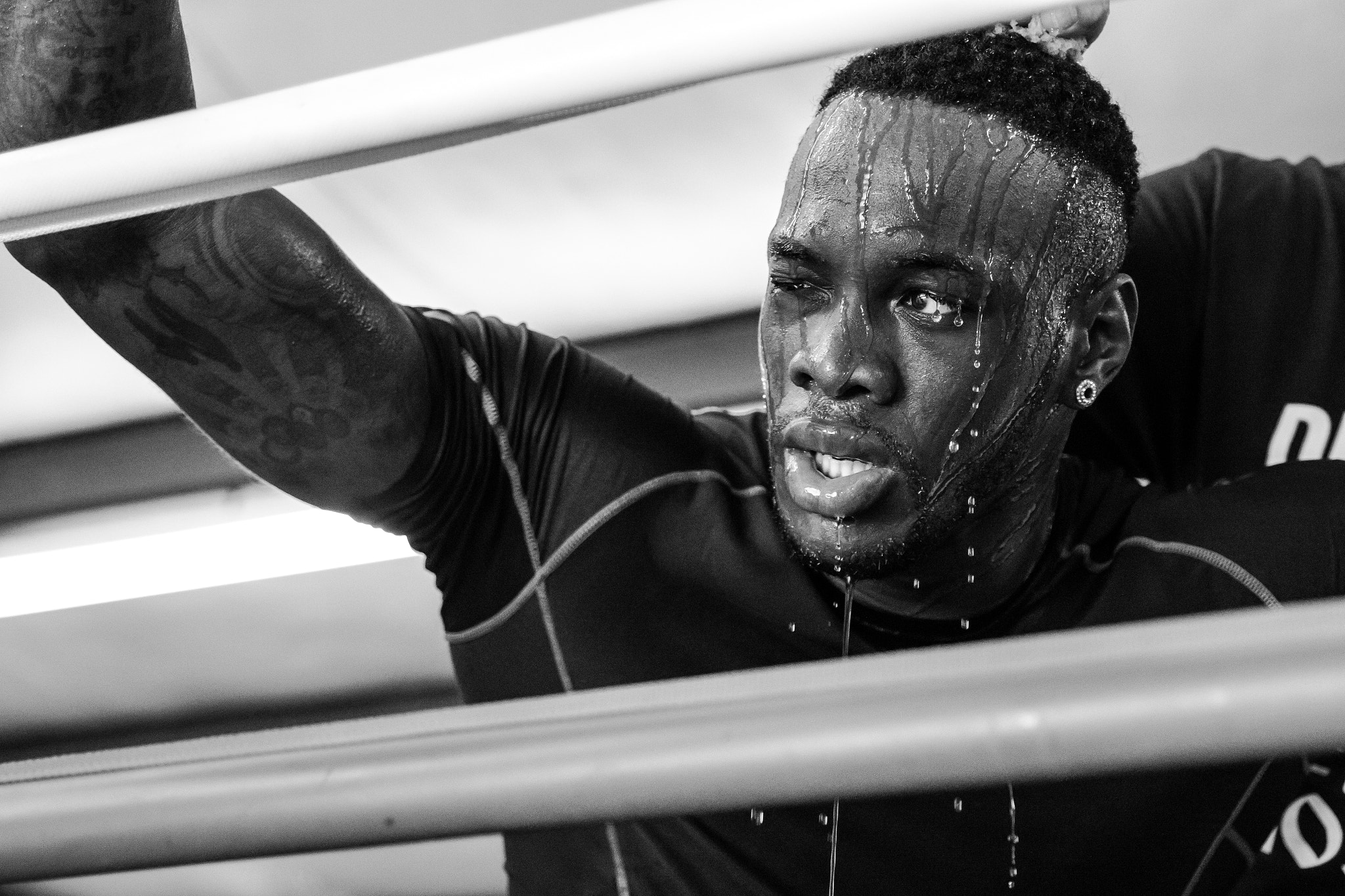 Canon EF 400mm f/2.8L sample photo. Pain and persistence photography