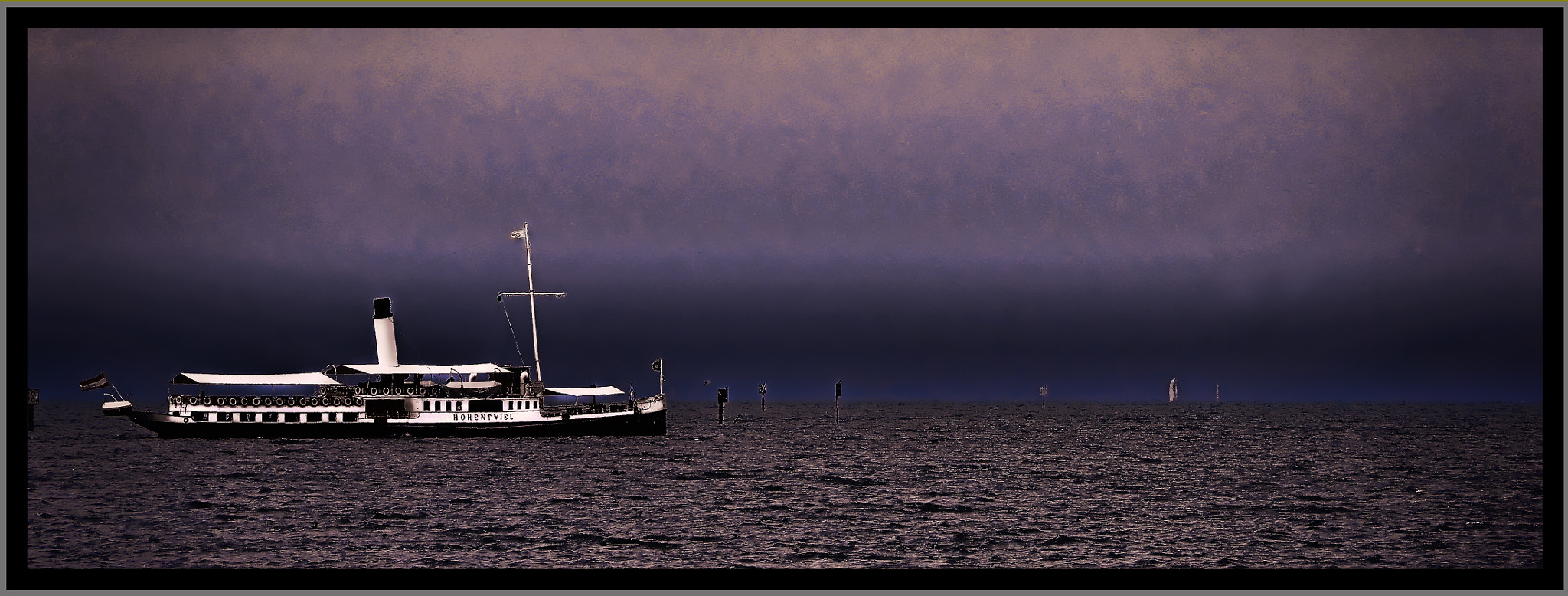 Pentax K-r + Sigma sample photo. Elegance photography