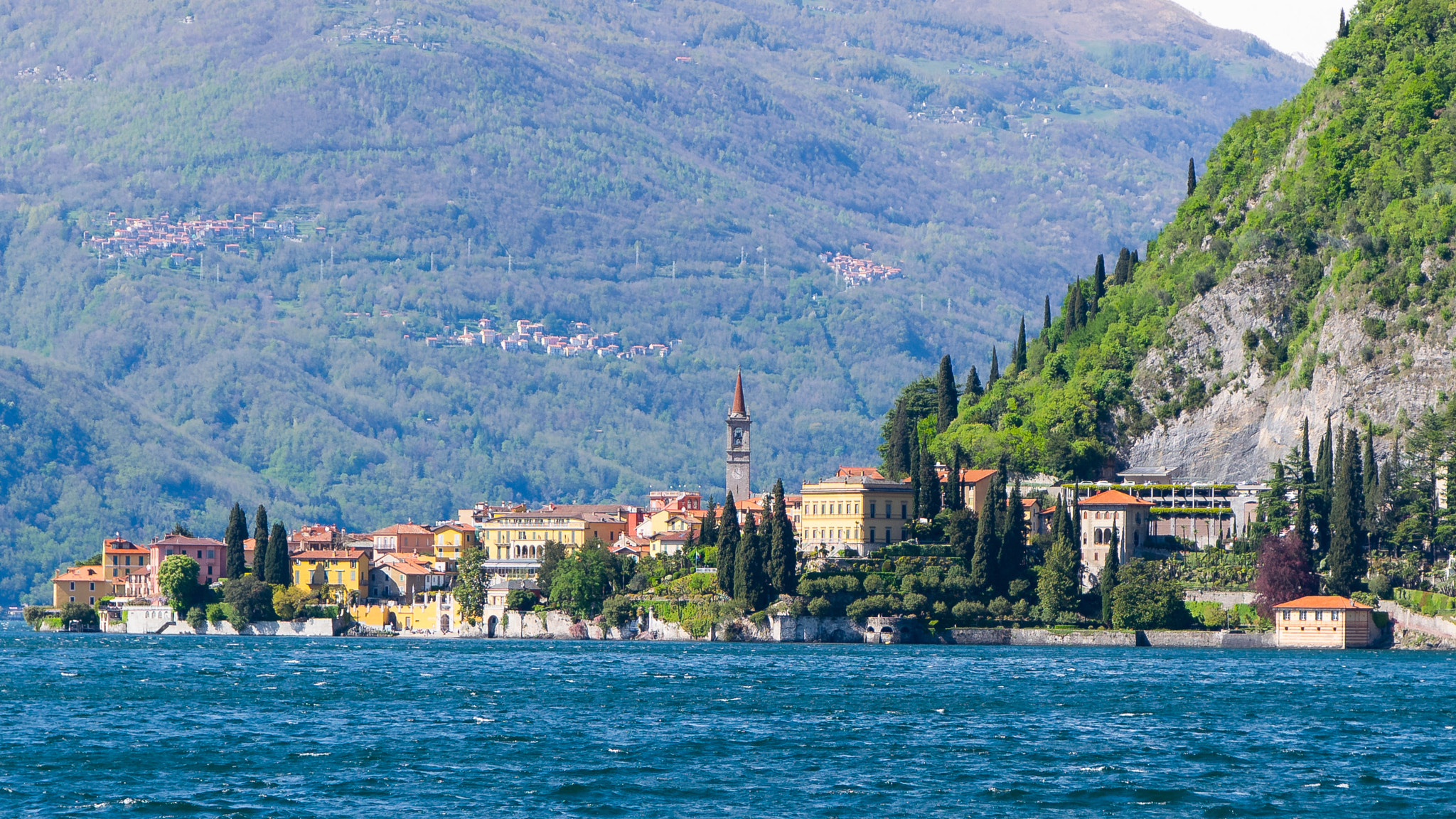 Sigma 17-70mm F2.8-4 DC Macro OS HSM | C sample photo. Varenna photography