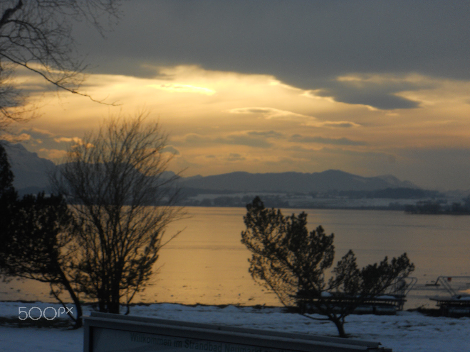 Nikon Coolpix S570 sample photo. Wallersee photography