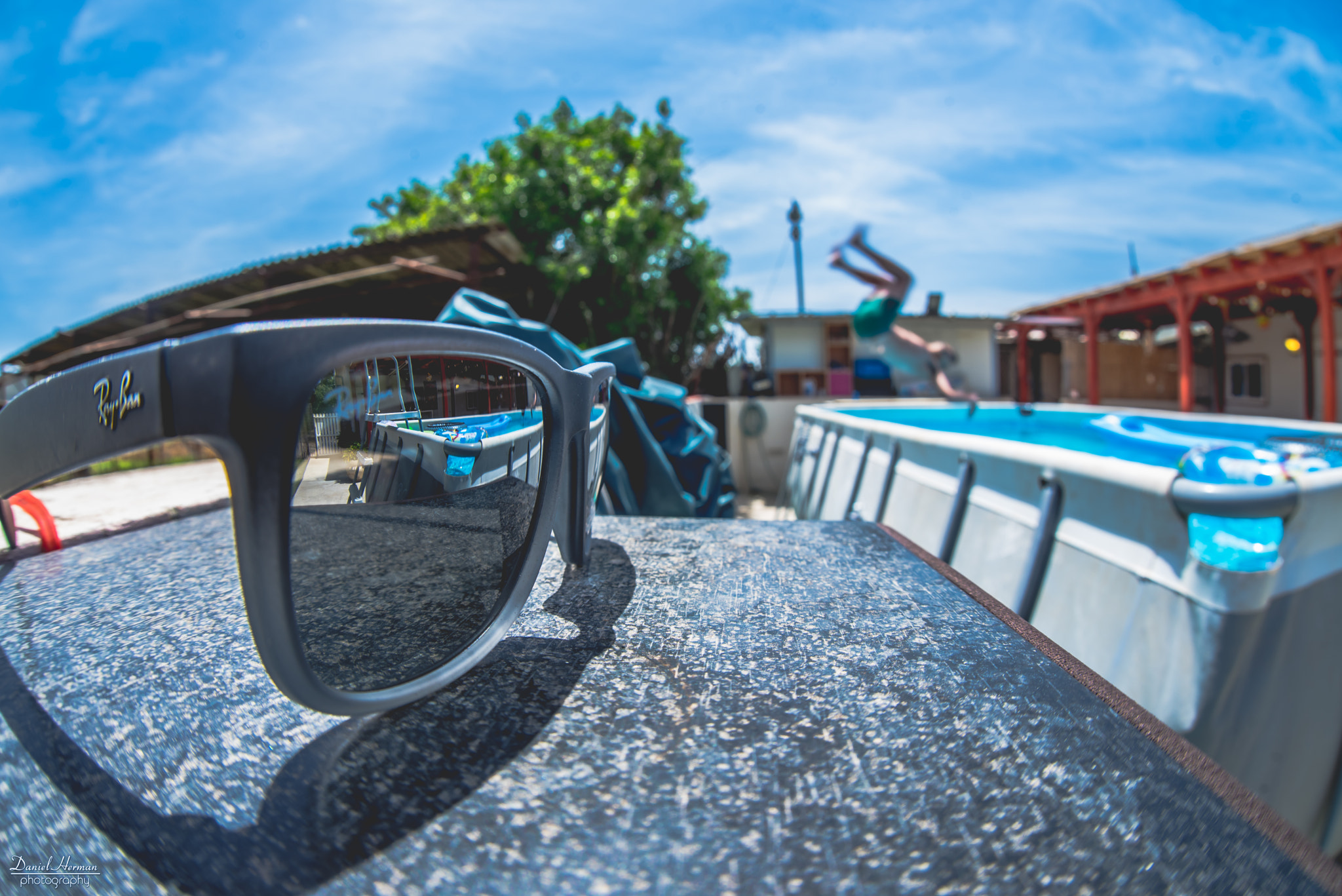 Sigma 15mm F2.8 EX DG Diagonal Fisheye sample photo. Scene photography
