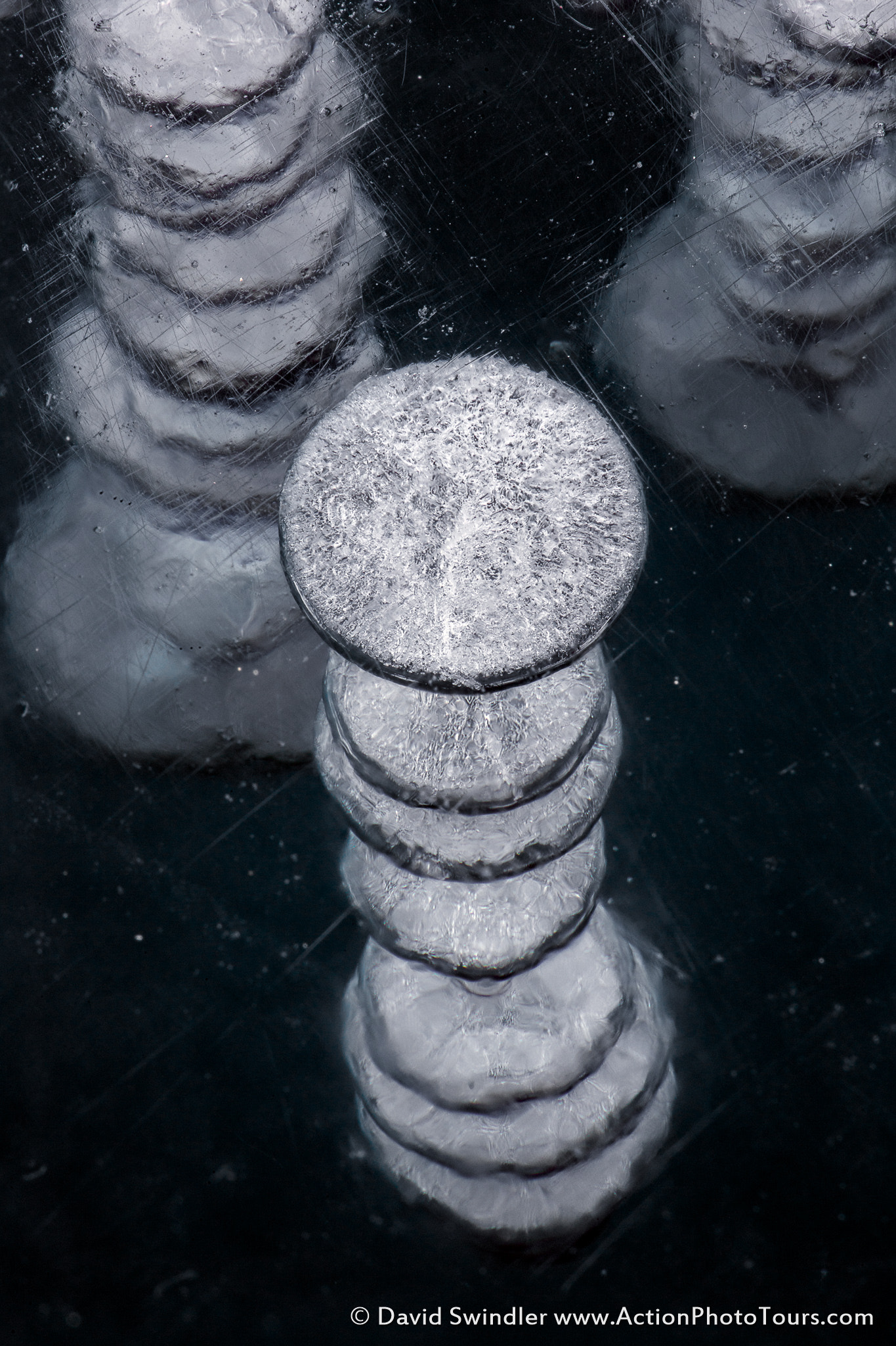 Sigma APO Macro 150mm f/2.8 EX DG HSM sample photo. Ice bubble macro photography