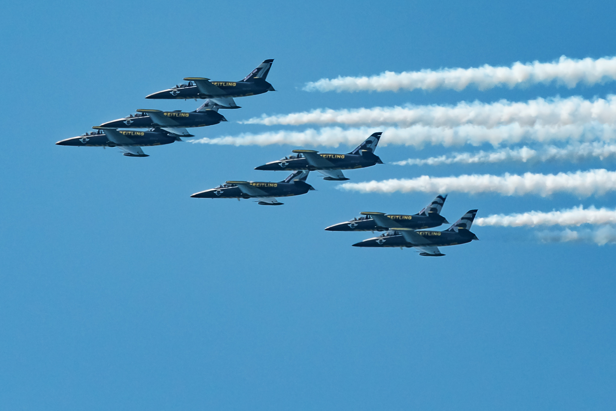 Nikon AF-S Nikkor 70-200mm F2.8G ED VR II sample photo. Breitling flight of photography