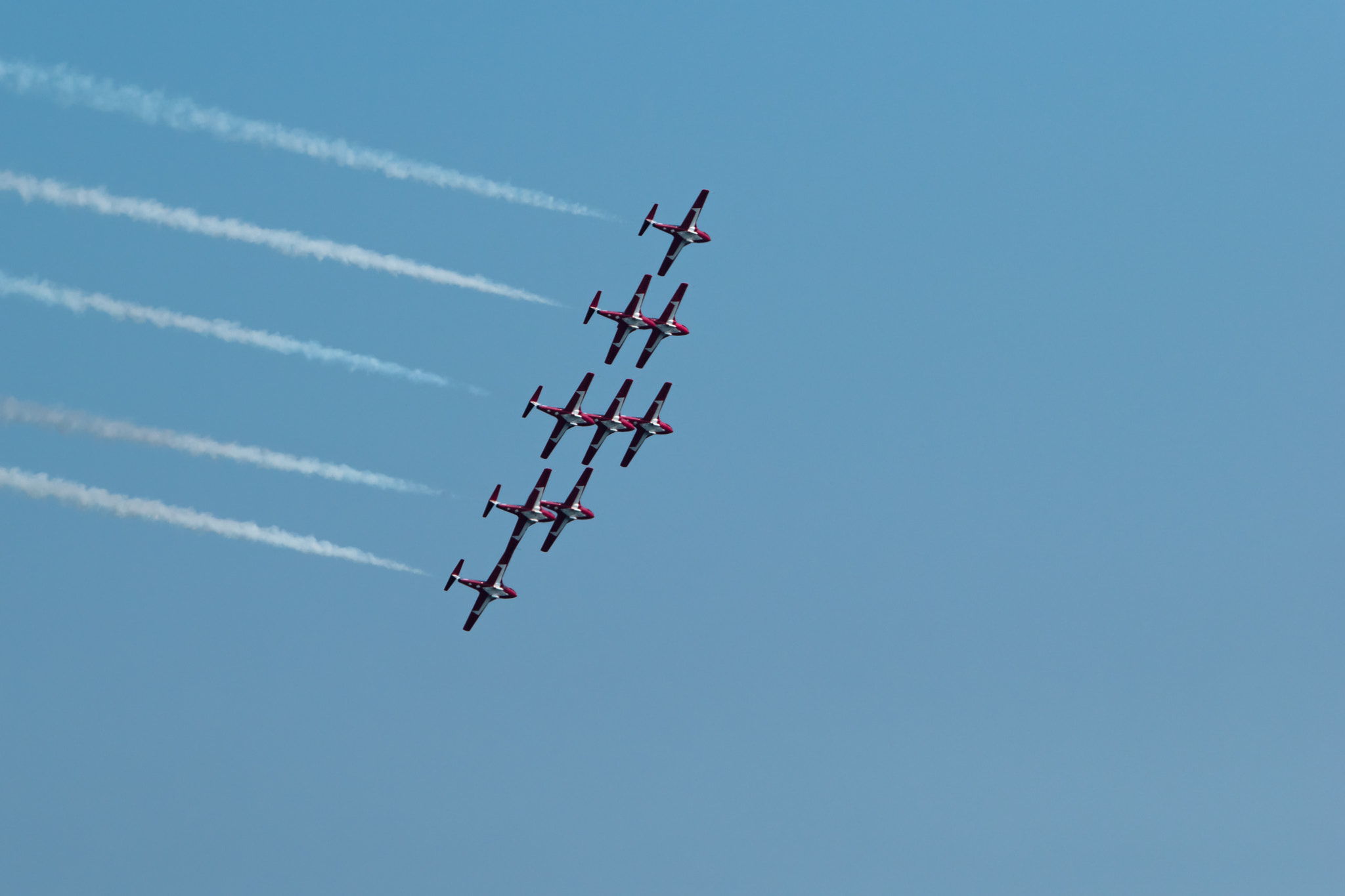 Nikon AF-S Nikkor 70-200mm F2.8G ED VR II sample photo. Snow birds flight of 9 photography