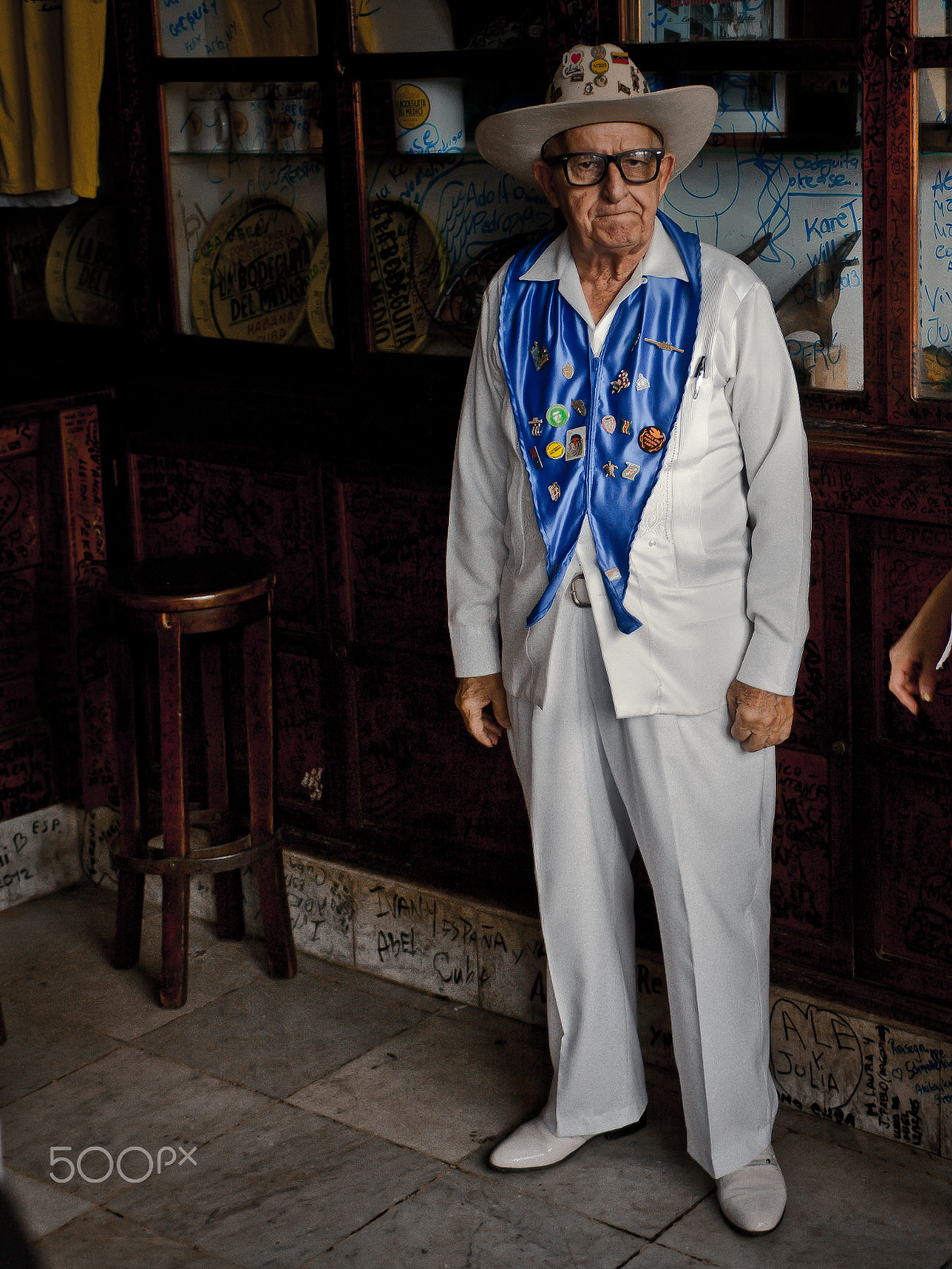 Canon EOS 5D + Sigma 24-70mm F2.8 EX DG Macro sample photo. Bodeguita photography