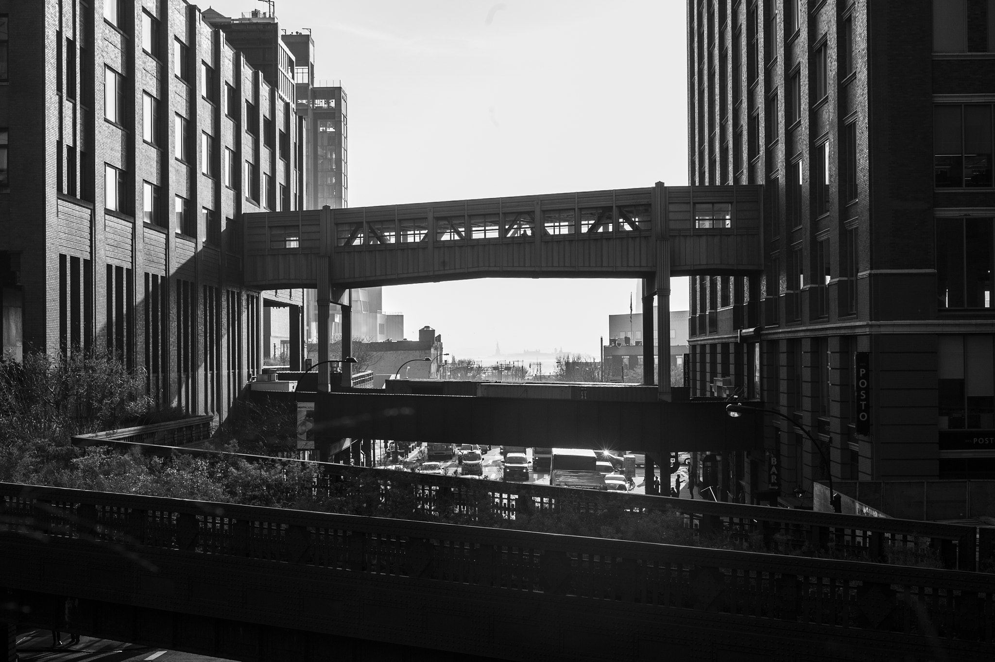 Nikon D3S + AF Nikkor 50mm f/1.8 sample photo. High line photography