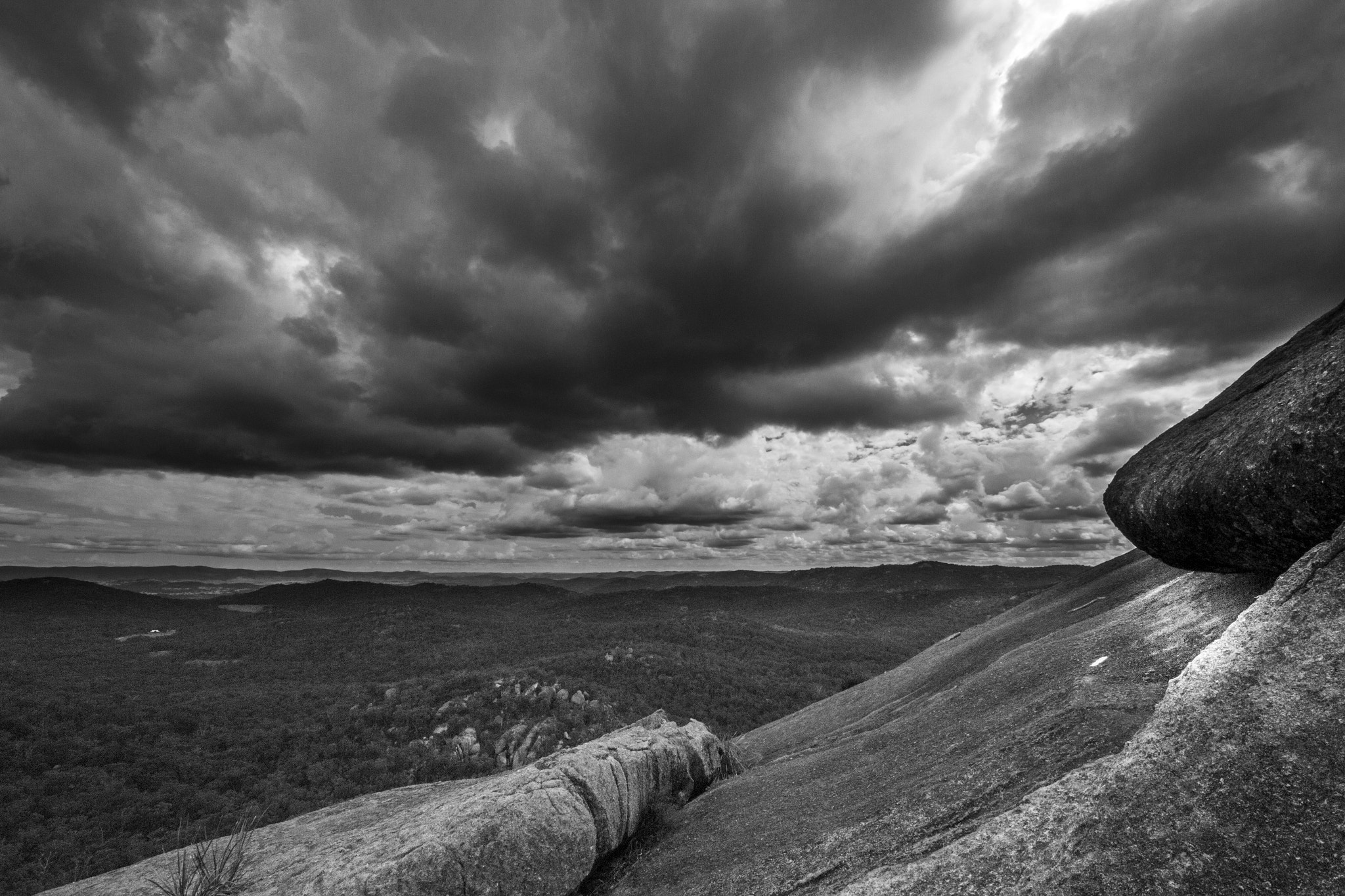 Sigma 8-16mm F4.5-5.6 DC HSM sample photo. Castle rock photography