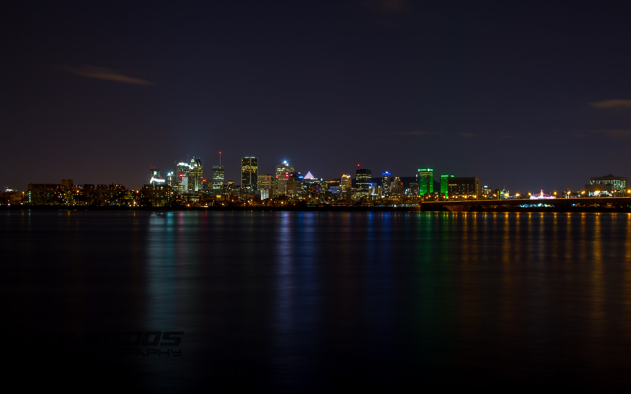 Sigma 10-20mm F3.5 EX DC HSM sample photo. Montreal by night - wonderful colors photography