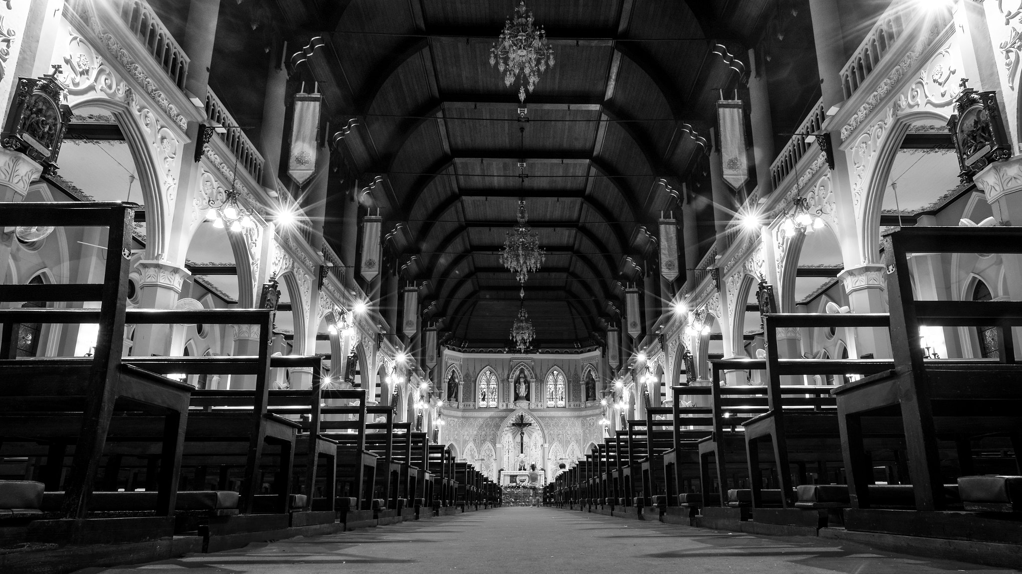 Nikon D600 + Nikon AF Nikkor 20mm F2.8D sample photo. The catholic church of chanthaburi photography