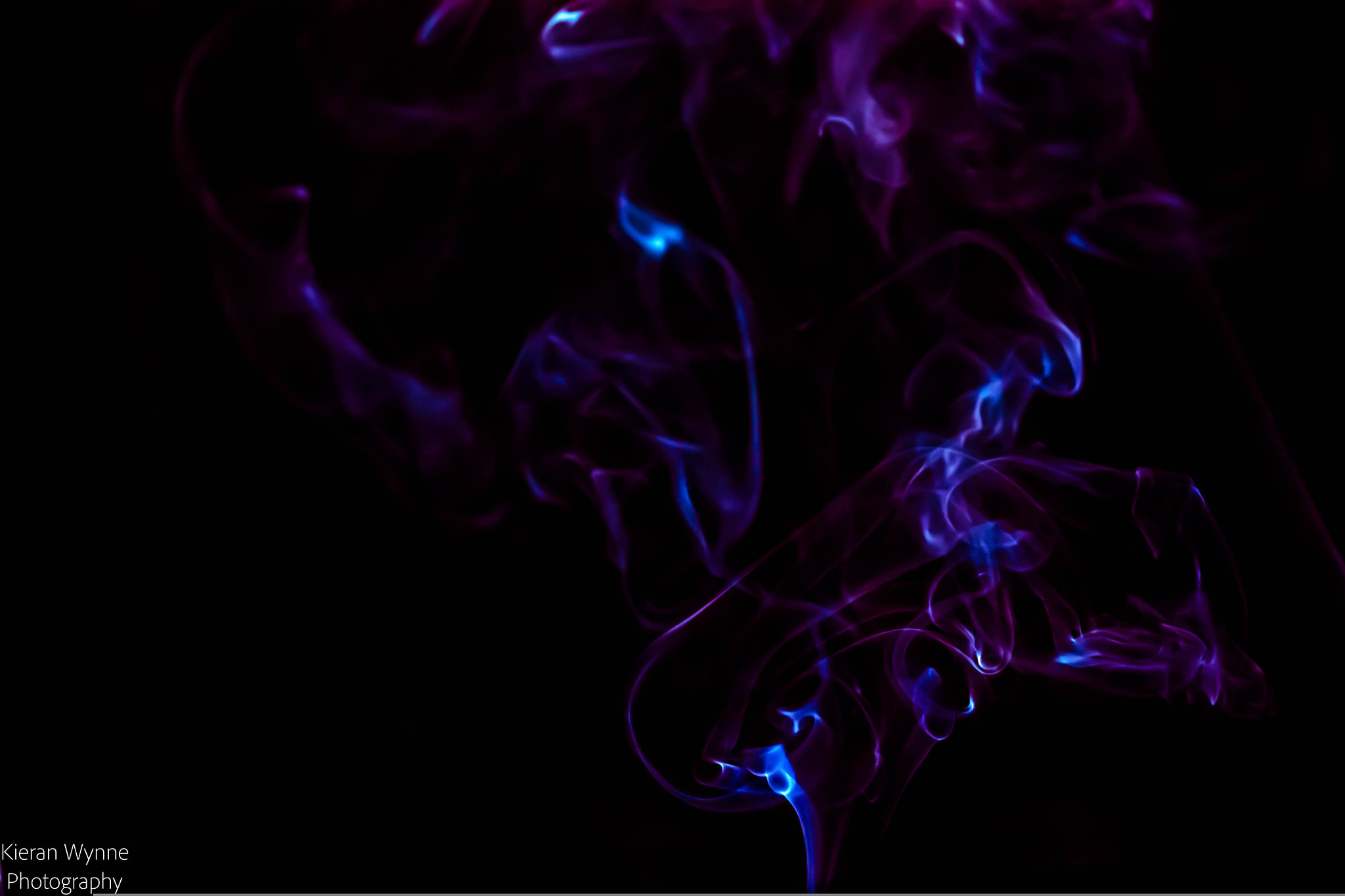 Sigma 55-200mm f/4-5.6 DC sample photo. Electric smoke photography