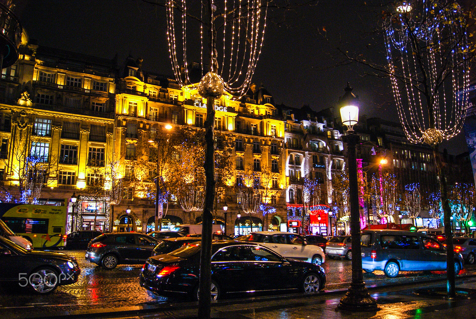 Sony DT 18-55mm F3.5-5.6 SAM II sample photo. Lights in paris photography