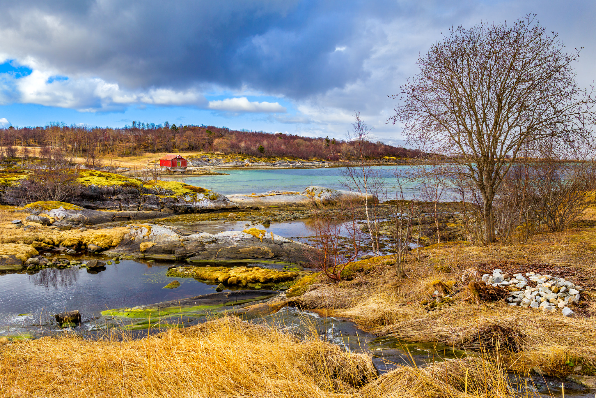 Sigma 24-35mm F2 DG HSM Art sample photo. Snow is gone photography