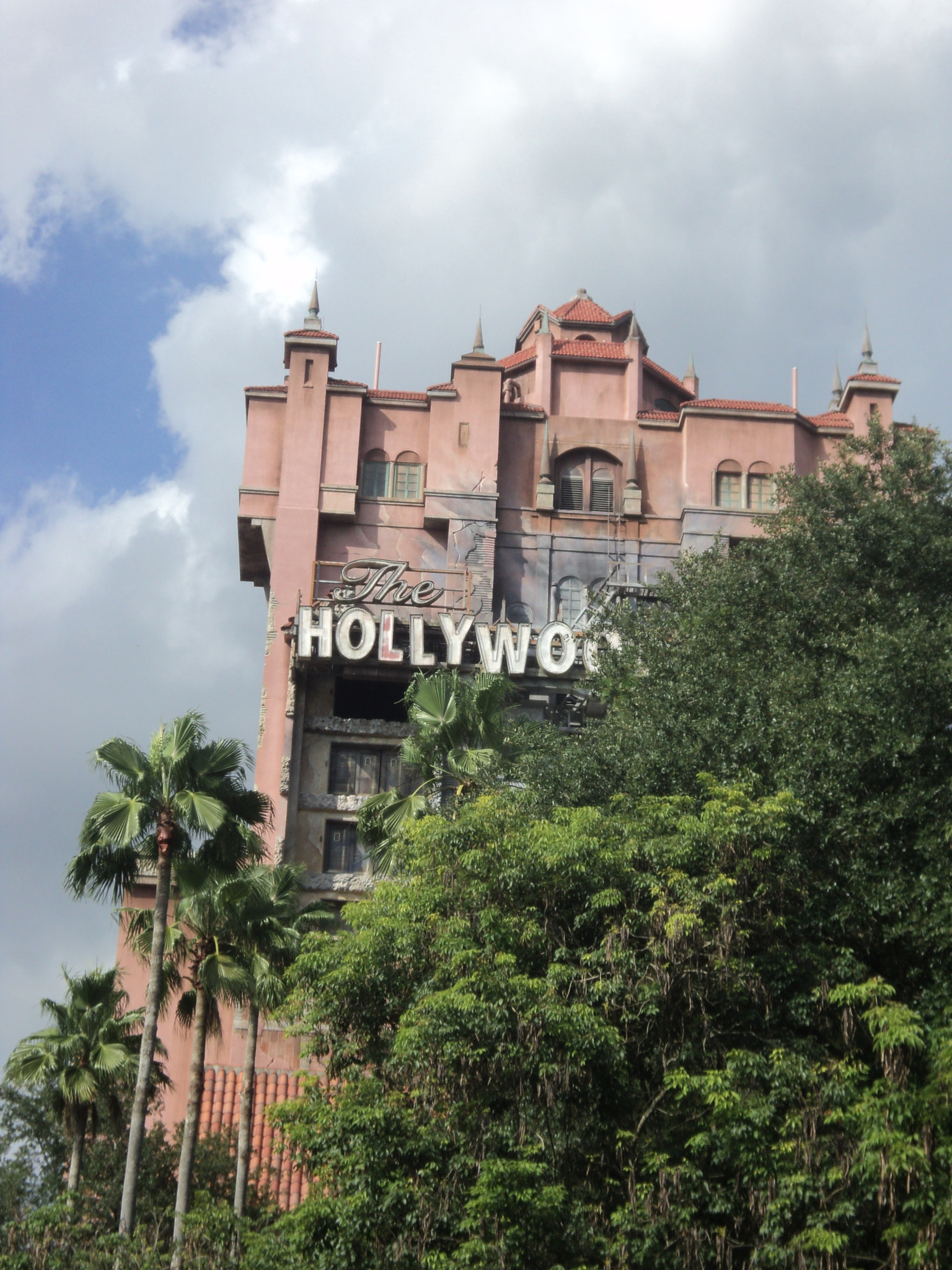 Sony DSC-S2000 sample photo. Tower of terror, orlando photography