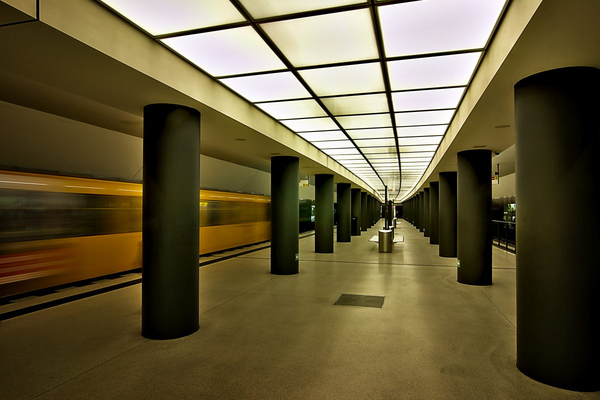 Nikon D300S sample photo. U55 photography
