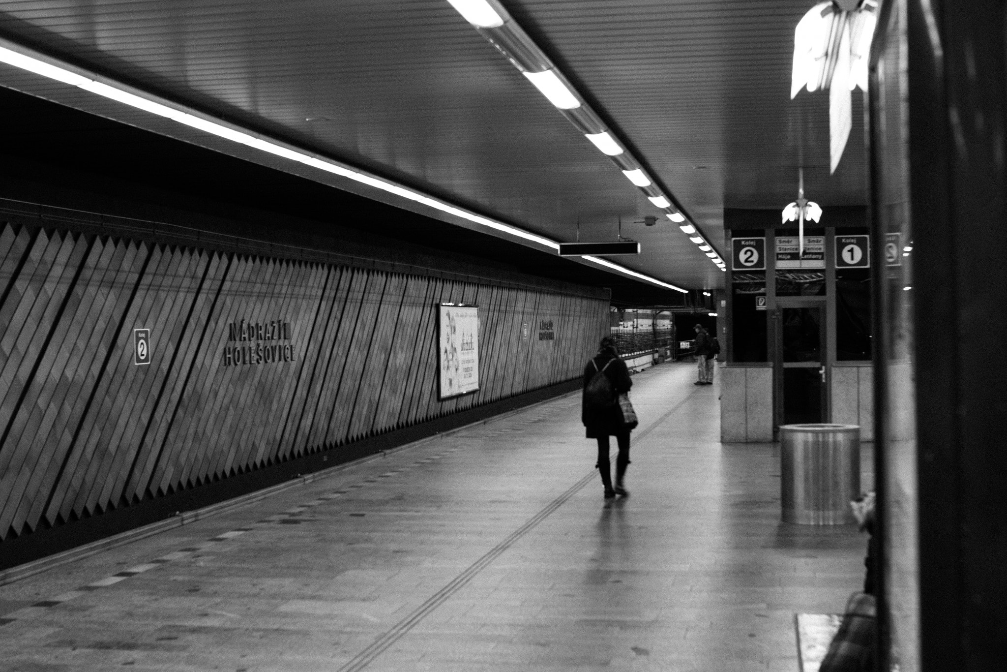 Sigma 30mm F1.4 EX DC HSM sample photo. Subway photography