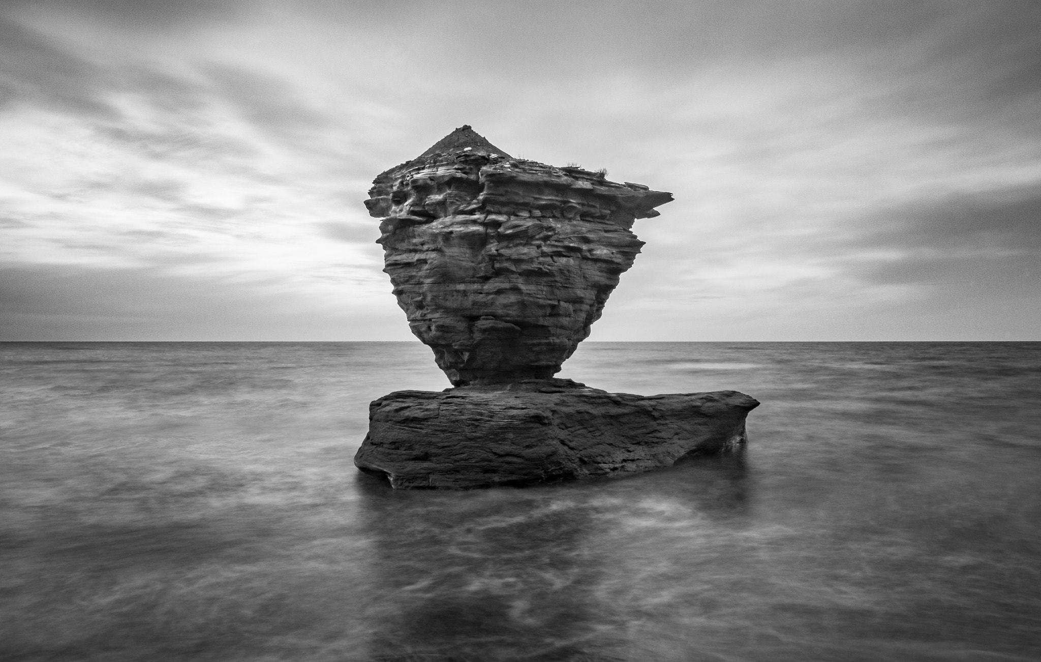 Canon EF-S 10-22mm F3.5-4.5 USM sample photo. Teacup rock photography