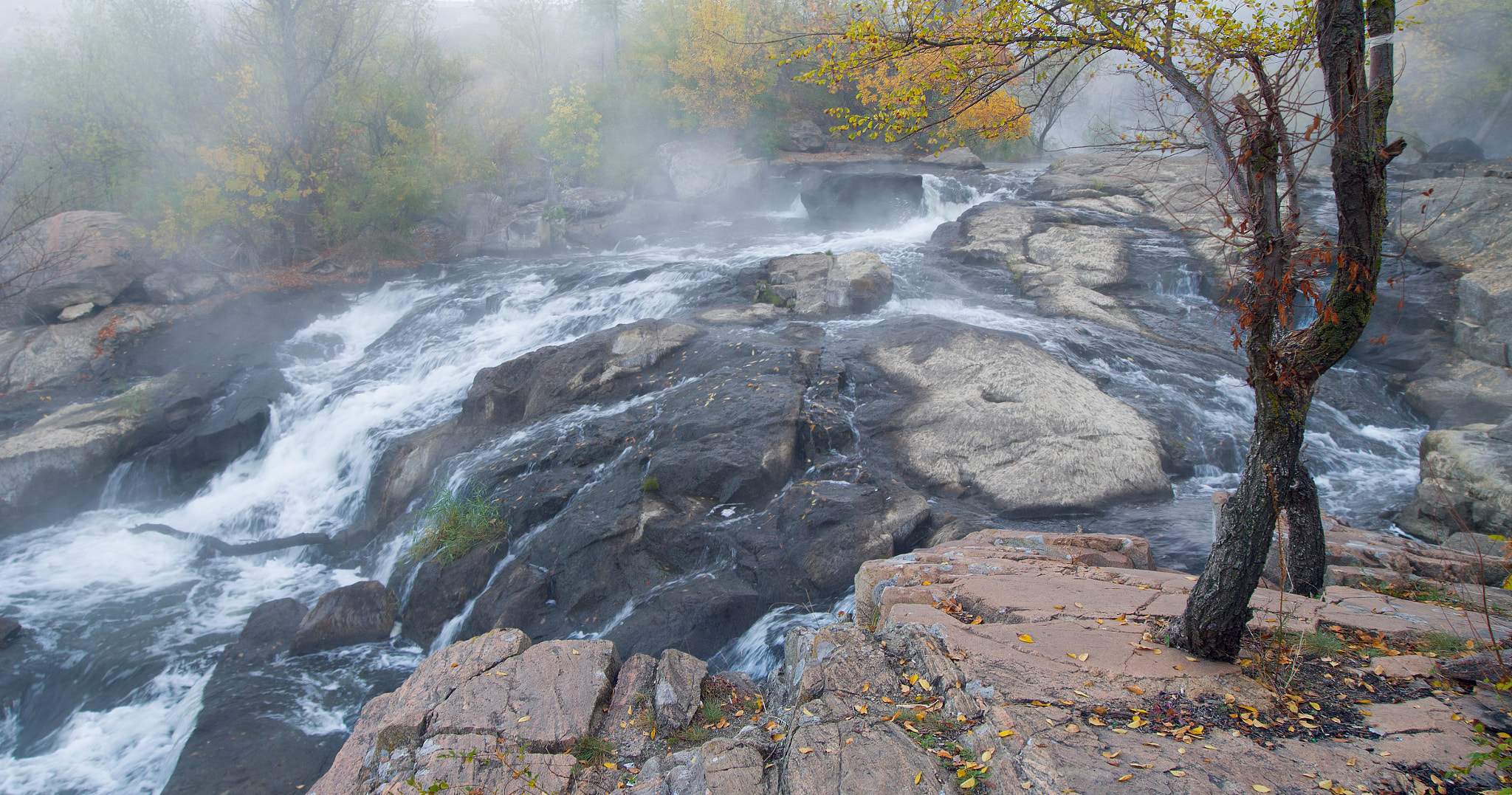 Nikon D7000 + Sigma 17-35mm F2.8-4 EX Aspherical sample photo. Waterfall photography