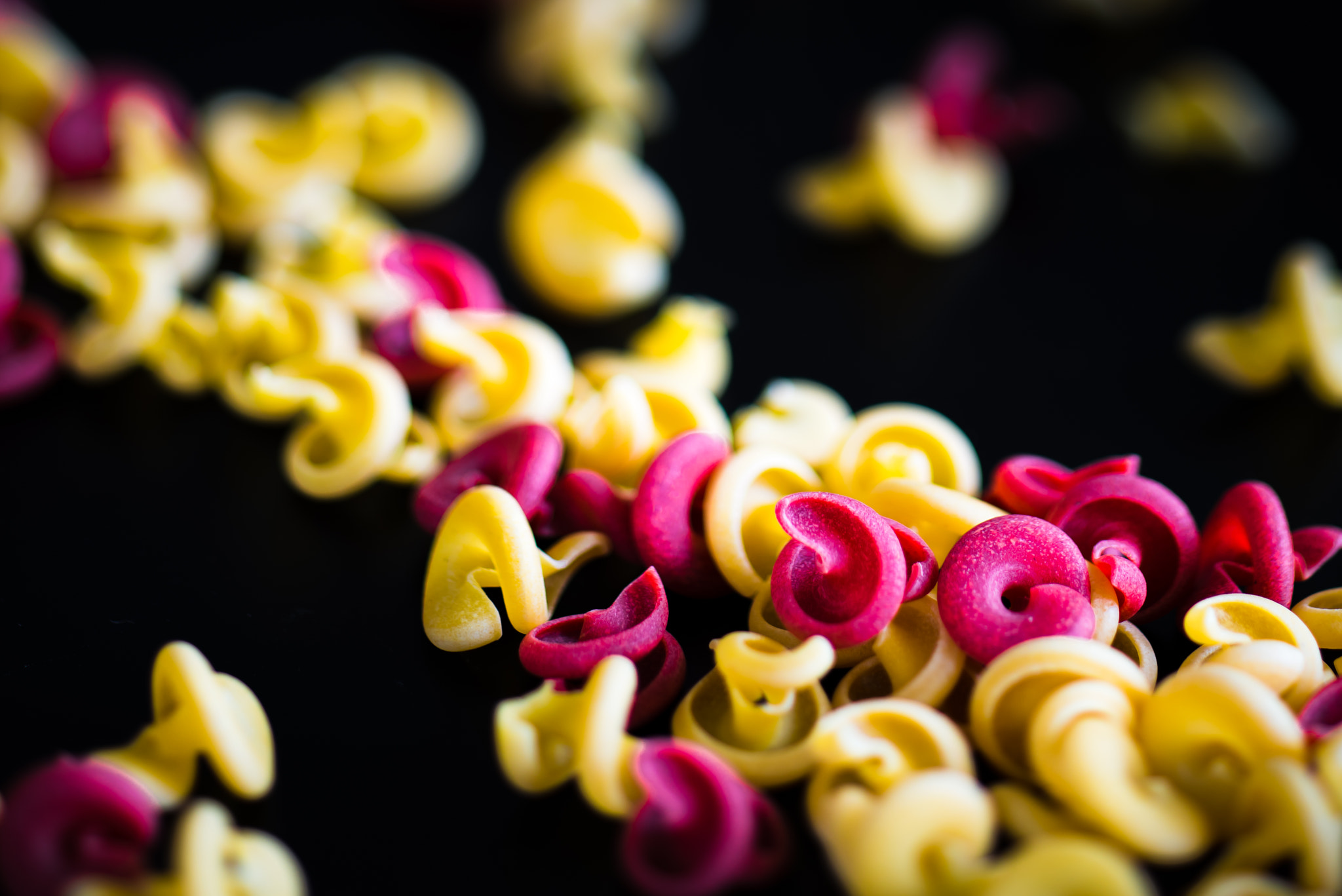 Nikon PC-E Micro-Nikkor 85mm F2.8D Tilt-Shift sample photo. Pasta colors photography