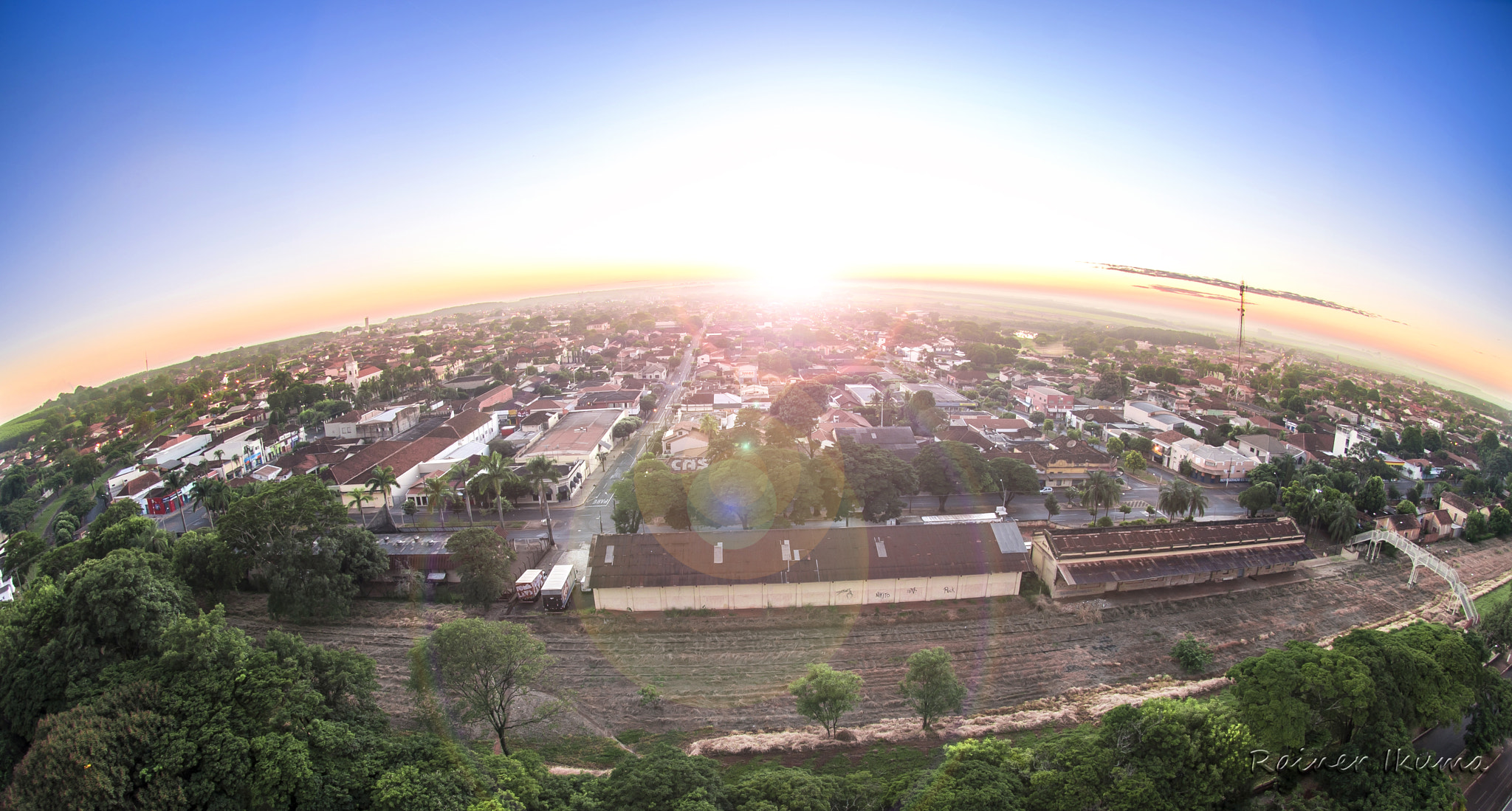 Nikon AF DX Fisheye-Nikkor 10.5mm F2.8G ED sample photo. Colina - cidade carinho photography