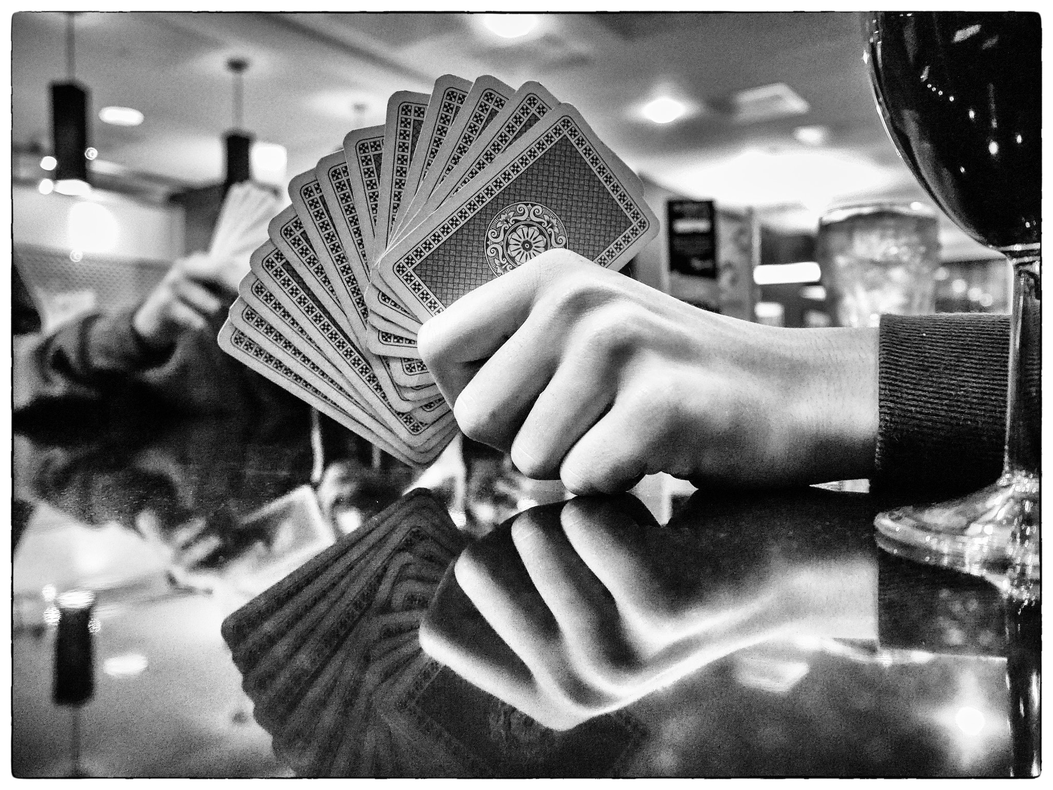 Panasonic Lumix DMC-G6 + LUMIX G VARIO PZ 14-42/F3.5-5.6 sample photo. Poker hand photography
